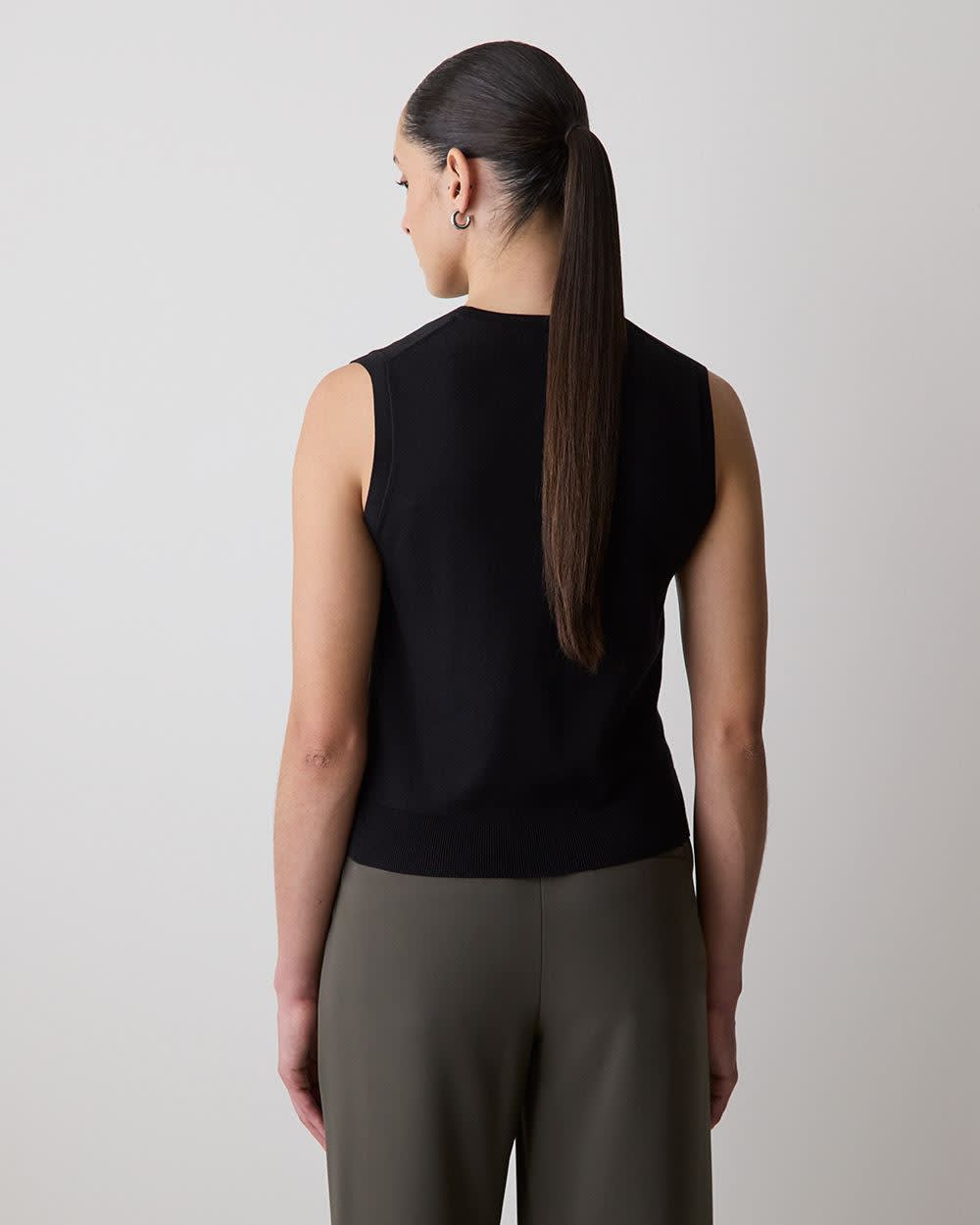 RW&CO Sleeveless Scoop-Neck Sweater