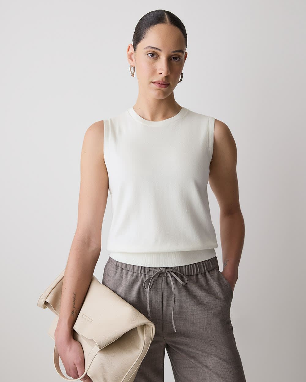 RW&CO Sleeveless Scoop-Neck Sweater