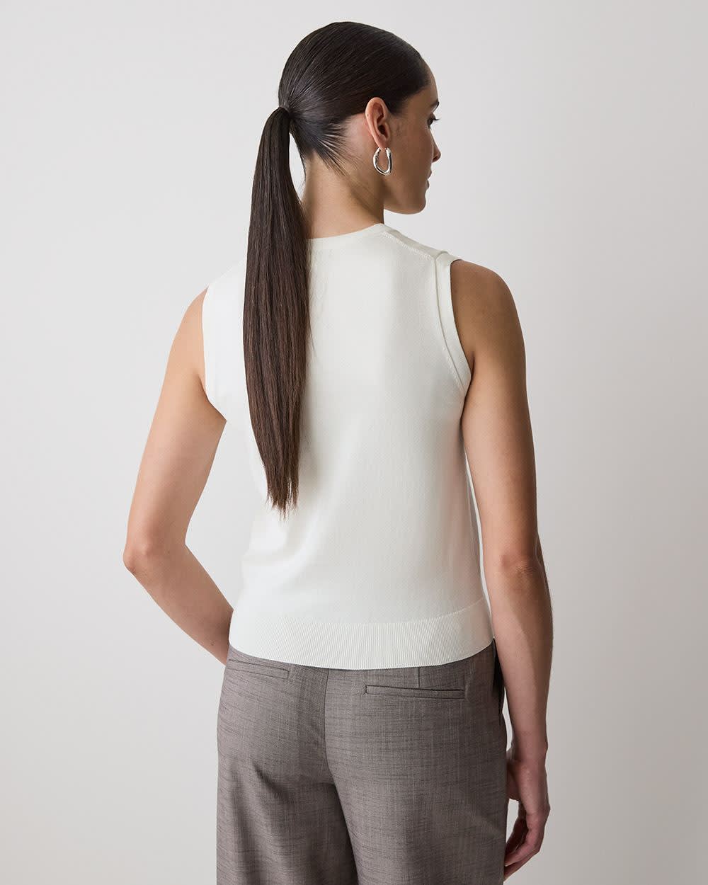 RW&CO Sleeveless Scoop-Neck Sweater