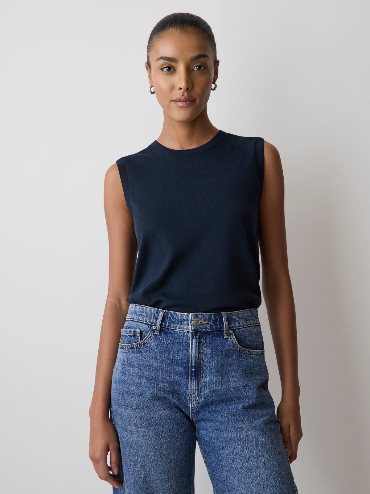 RW&CO Sleeveless Scoop-Neck Sweater