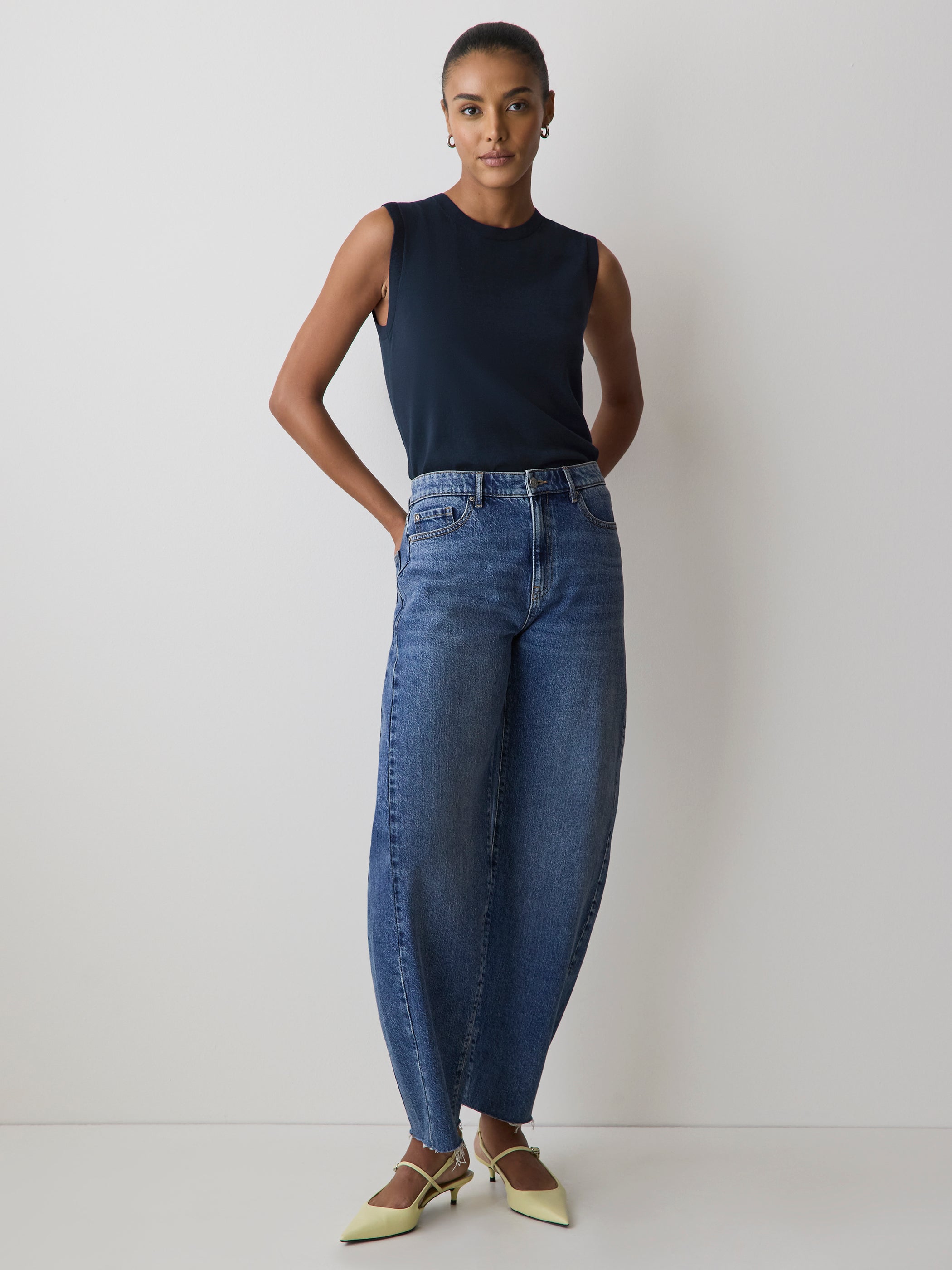 RW&CO Sleeveless Scoop-Neck Sweater