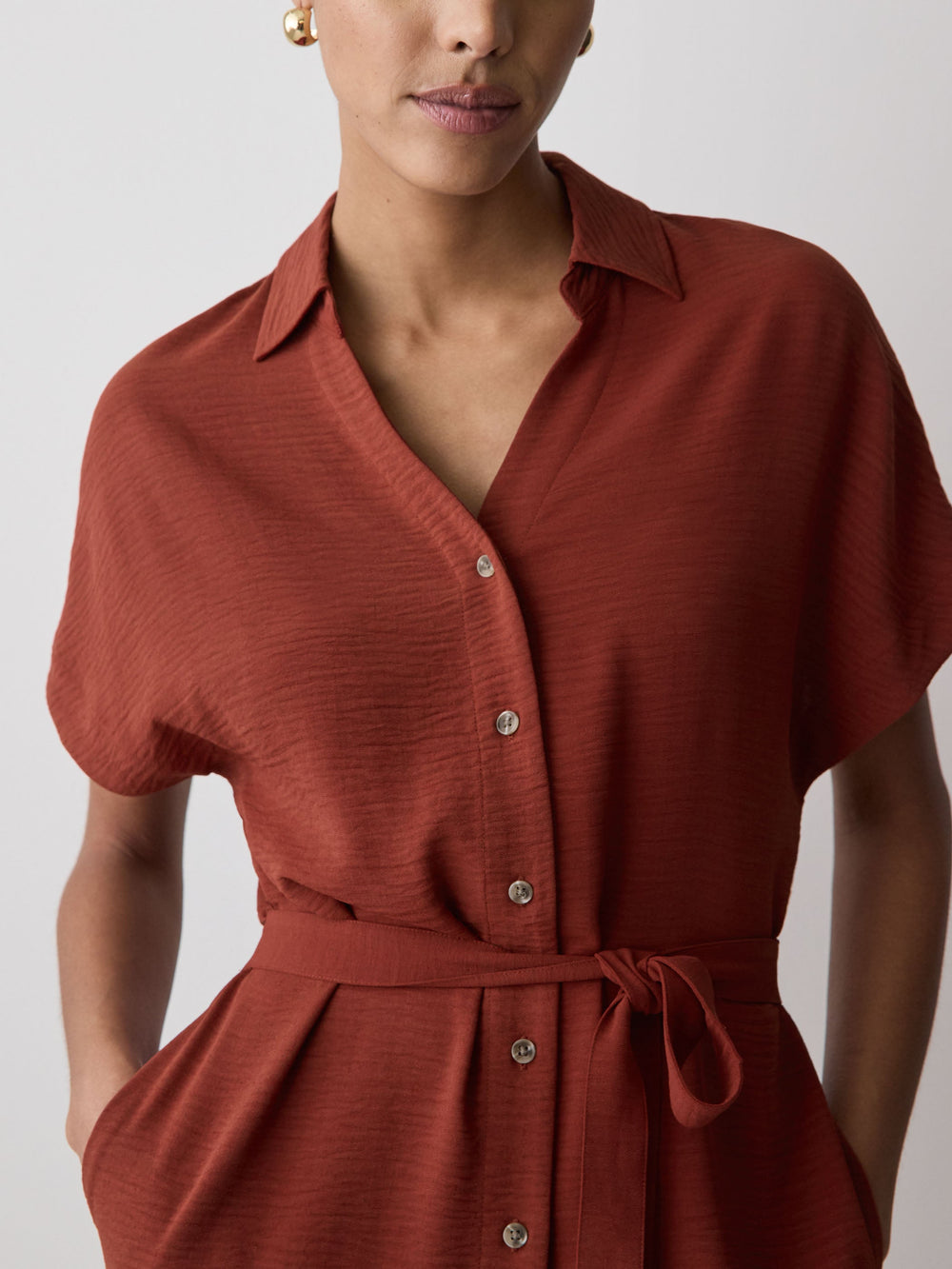 RW&CO Short-Sleeve Buttoned-Down Midi Dress with Shirt Collar