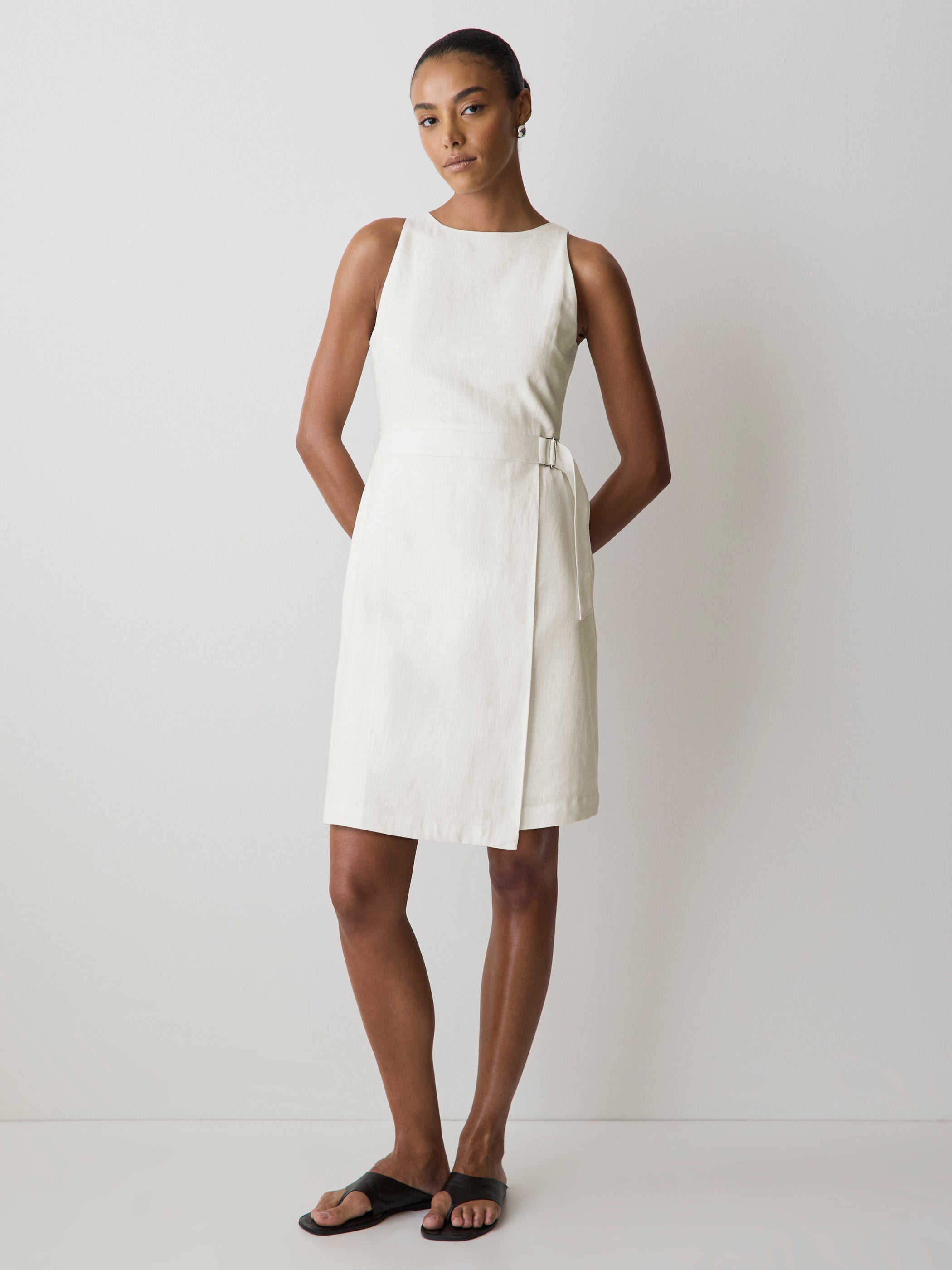 RW&CO Sleeveless Boat-Neck Linen-Blend Midi Dress
