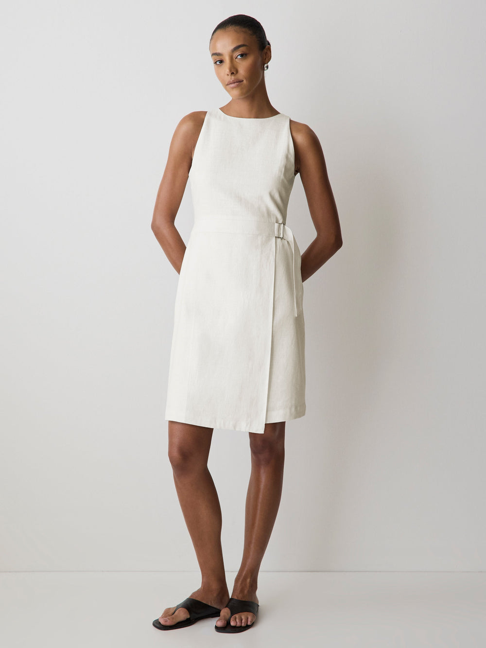 RW&CO Sleeveless Boat-Neck Linen-Blend Midi Dress