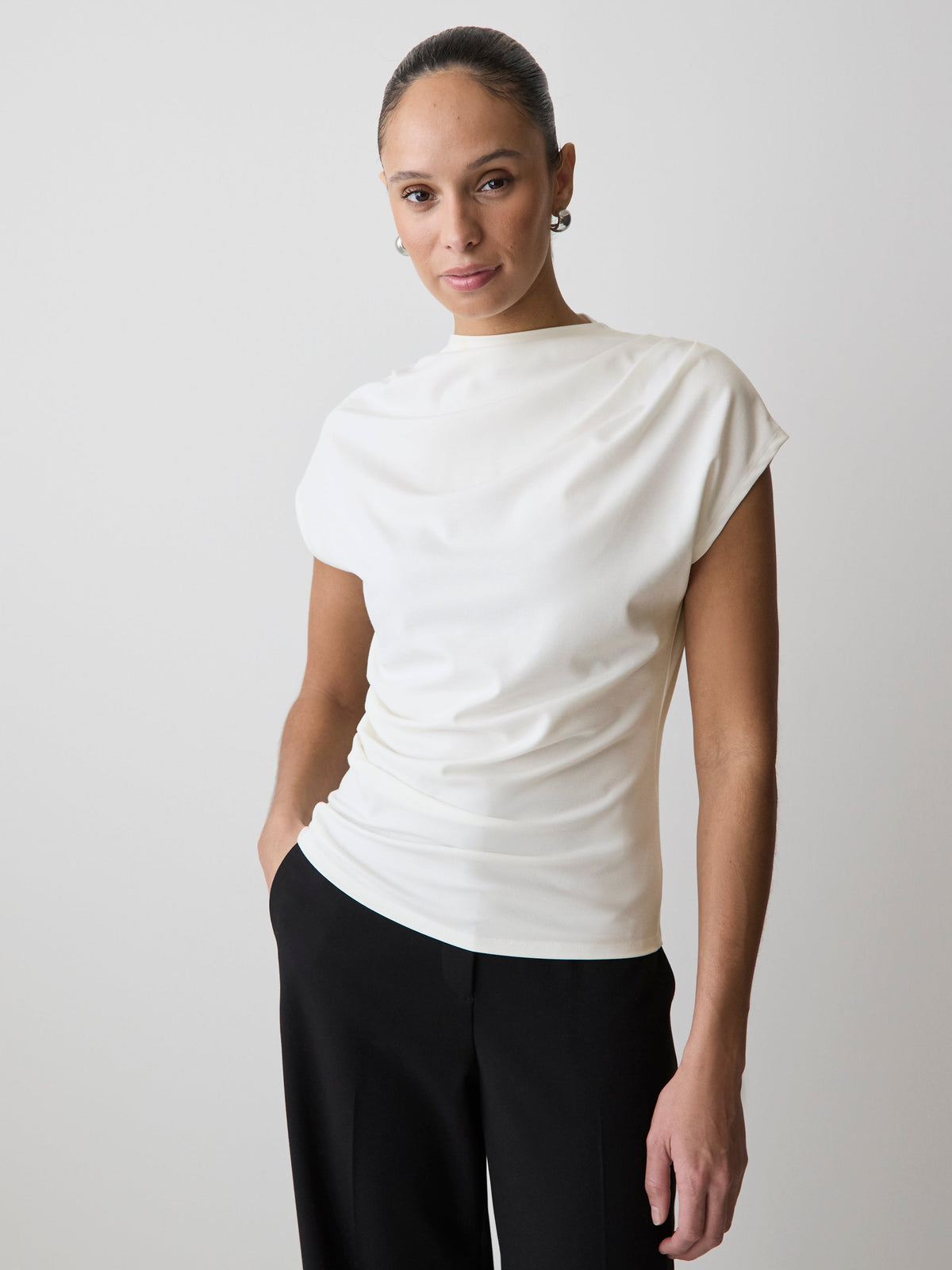 RW&CO Extended-Sleeve Crew-Neck Draped Top