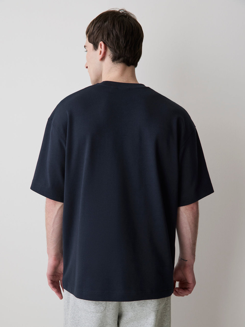 RW&CO Oversized Short-Sleeve Crew-Neck Tee