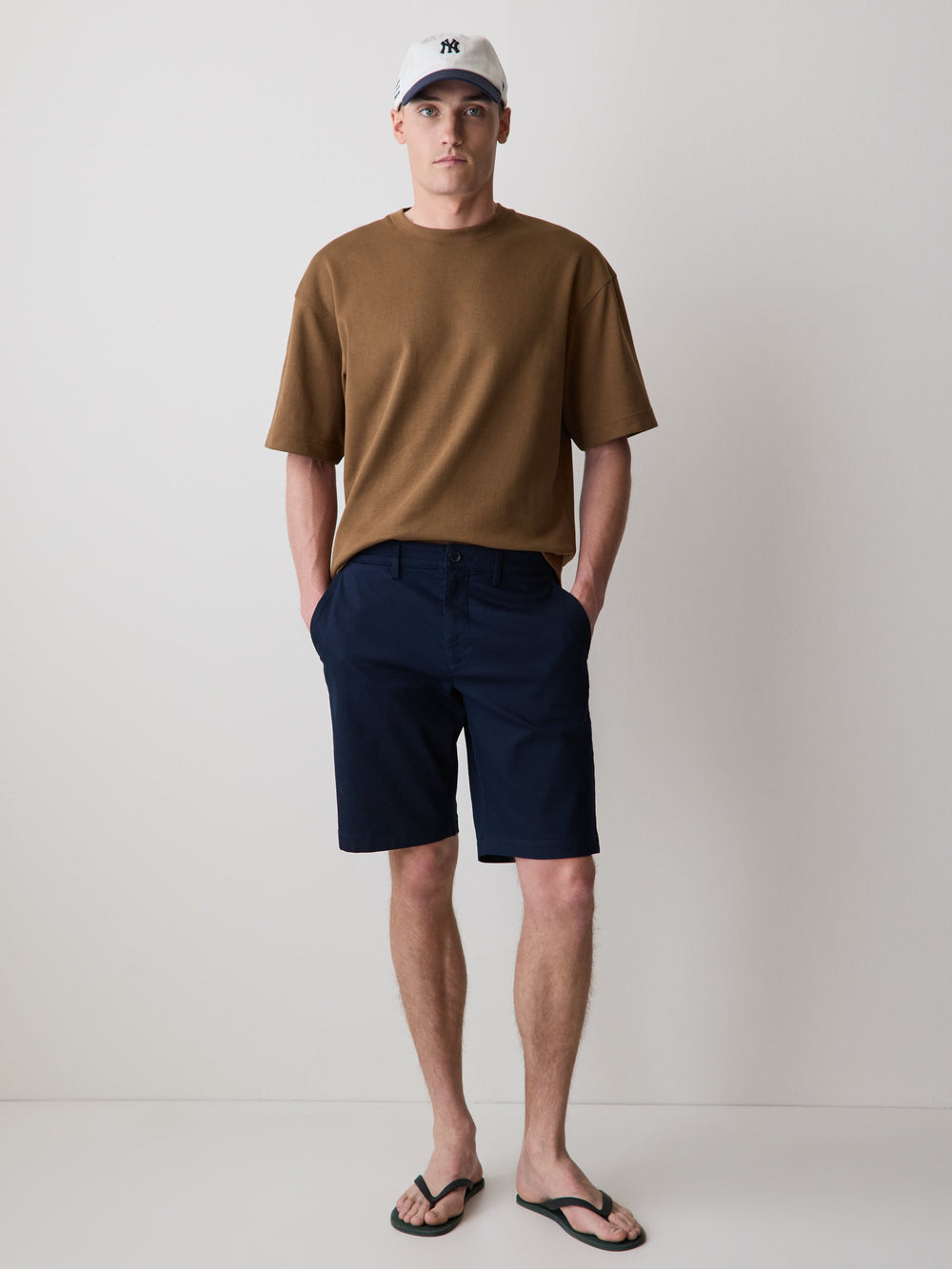 RW&CO Oversized Short-Sleeve Crew-Neck Tee