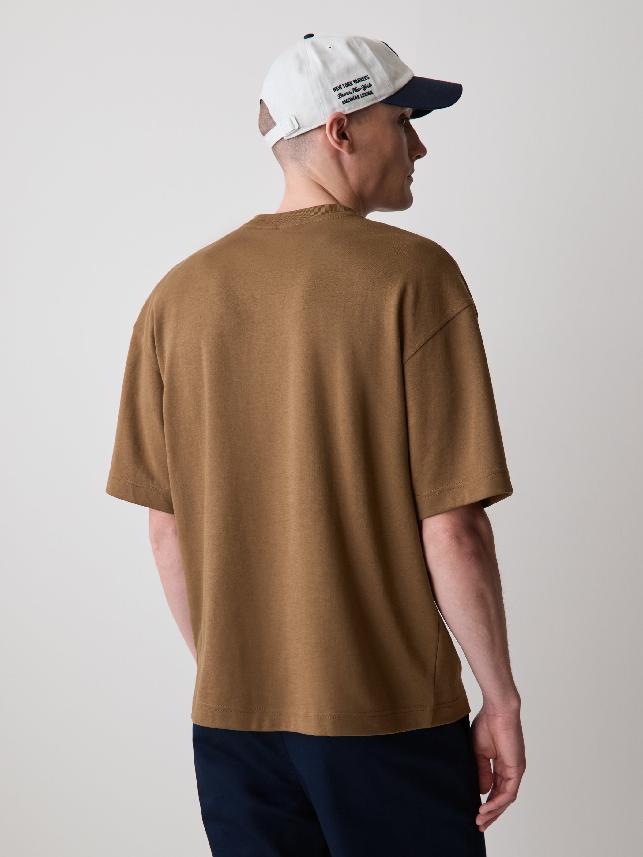 RW&CO Oversized Short-Sleeve Crew-Neck Tee