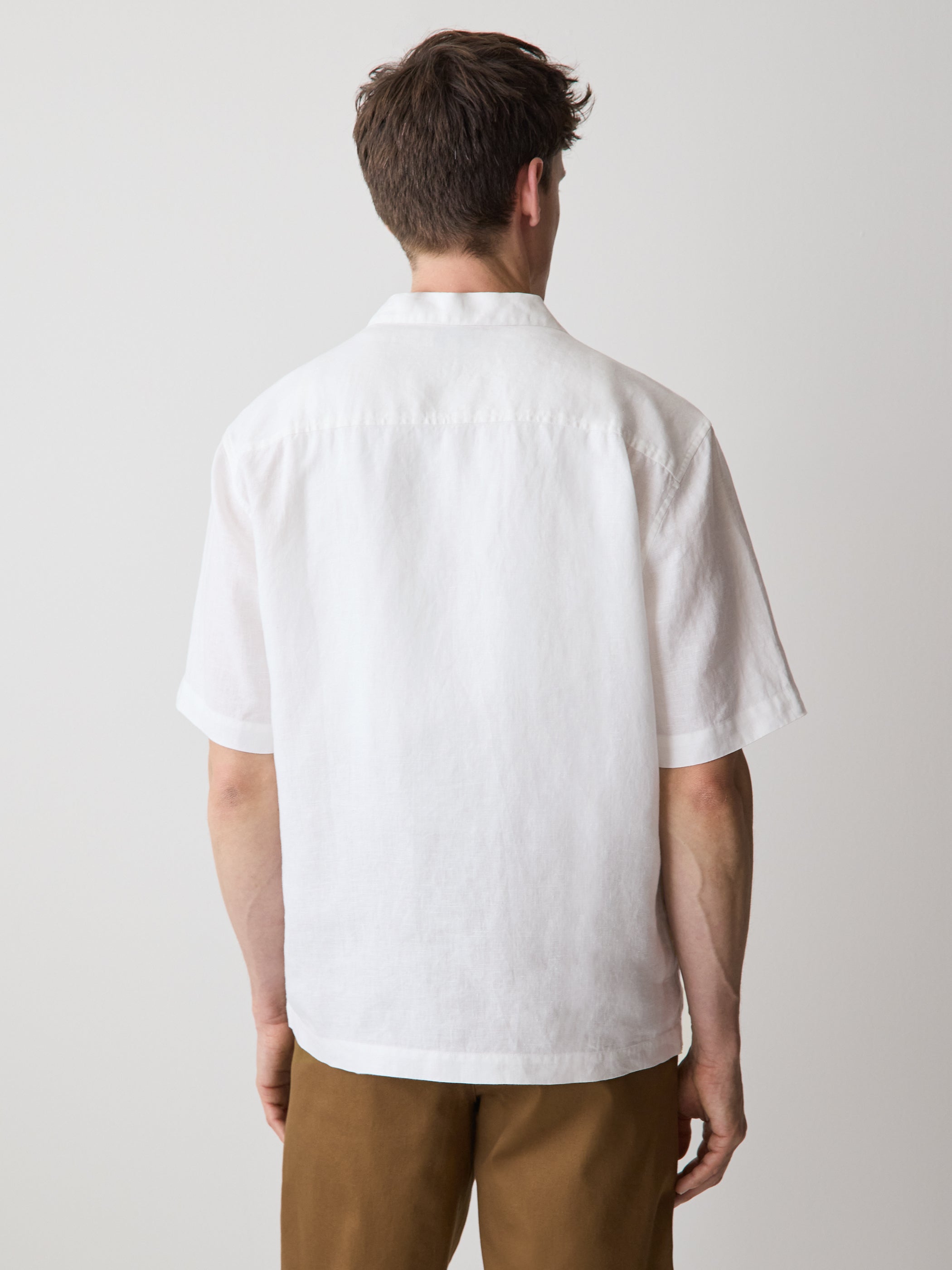 RW&CO Short-Sleeve Linen Shirt with Camp Collar