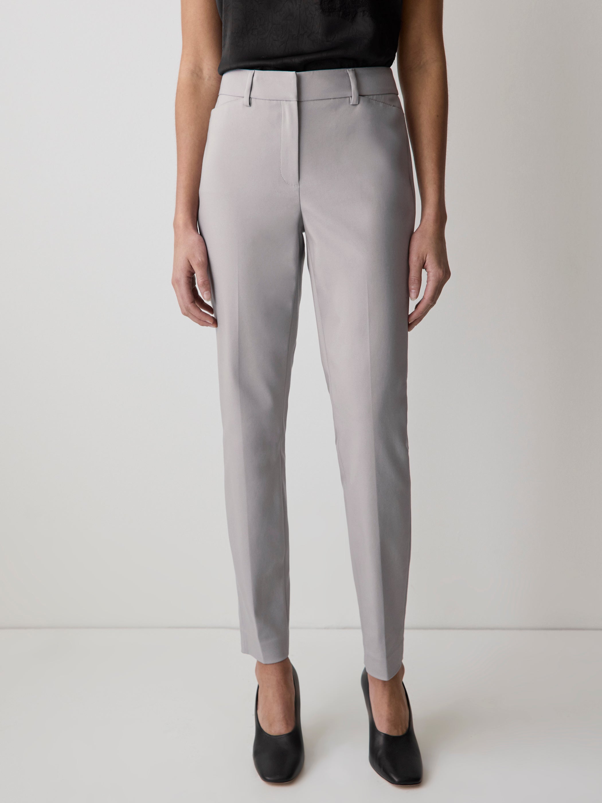 RW&CO Limitless Mid-Rise Slim-Leg Signature Fit 7/8 Pant
