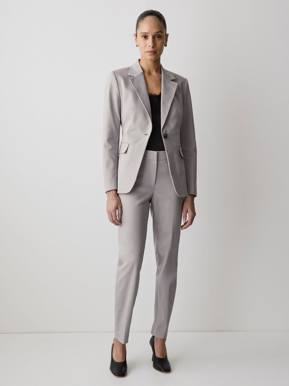 RW&CO Limitless Mid-Rise Slim-Leg Signature Fit 7/8 Pant