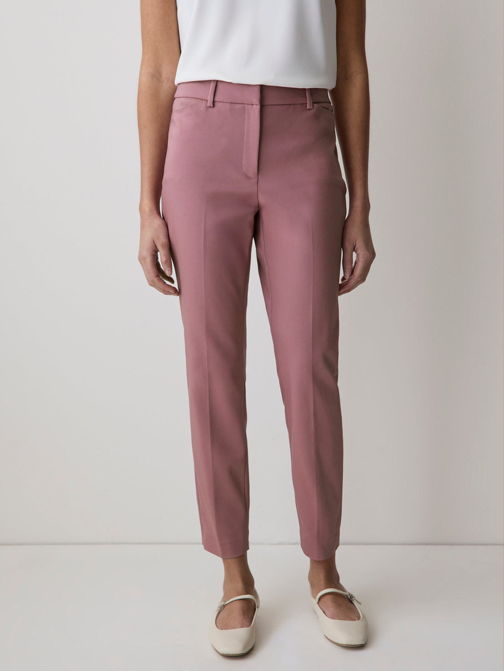 RW&CO Limitless Mid-Rise Slim-Leg Signature Fit 7/8 Pant