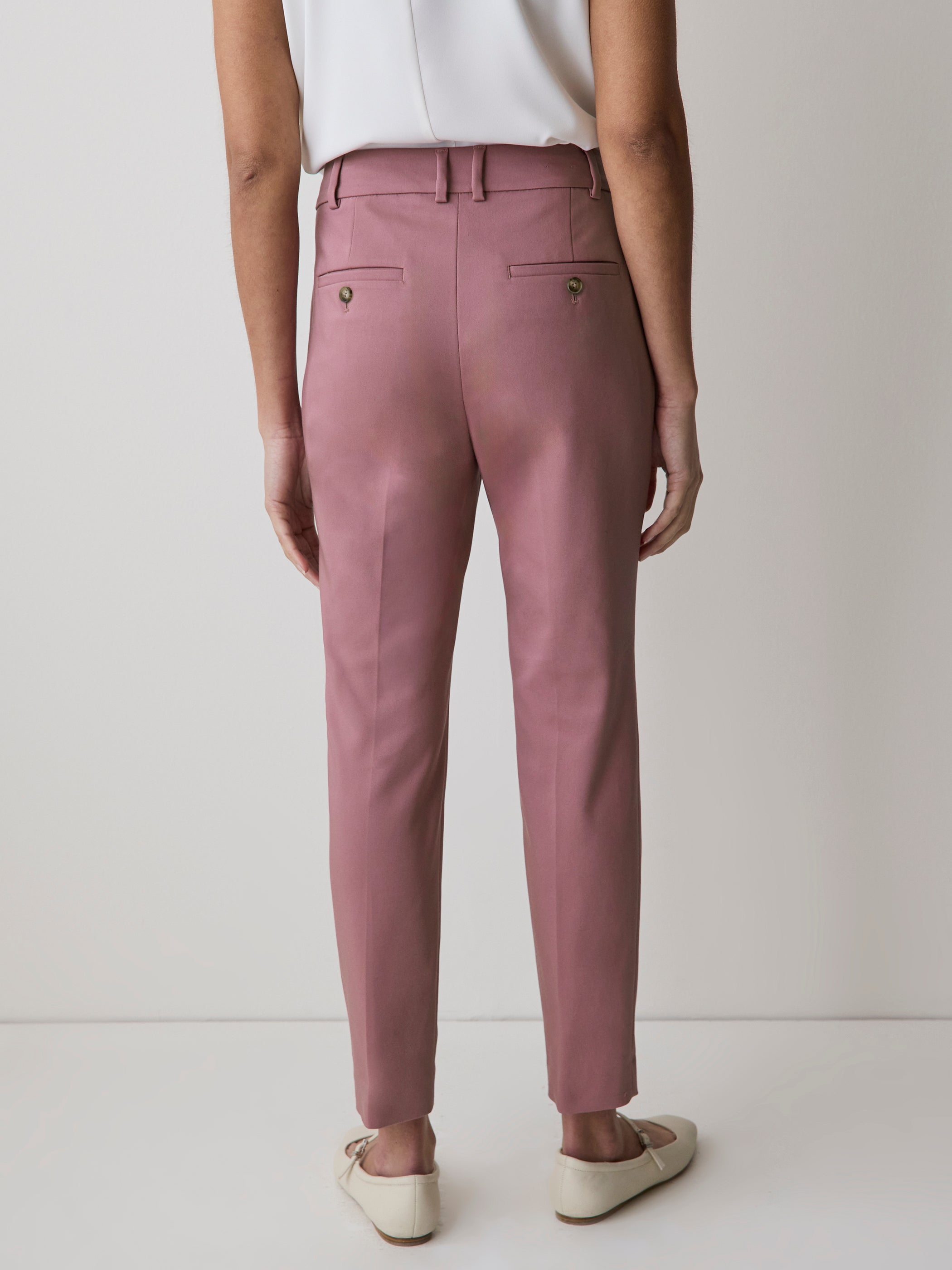 RW&CO Limitless Mid-Rise Slim-Leg Signature Fit 7/8 Pant