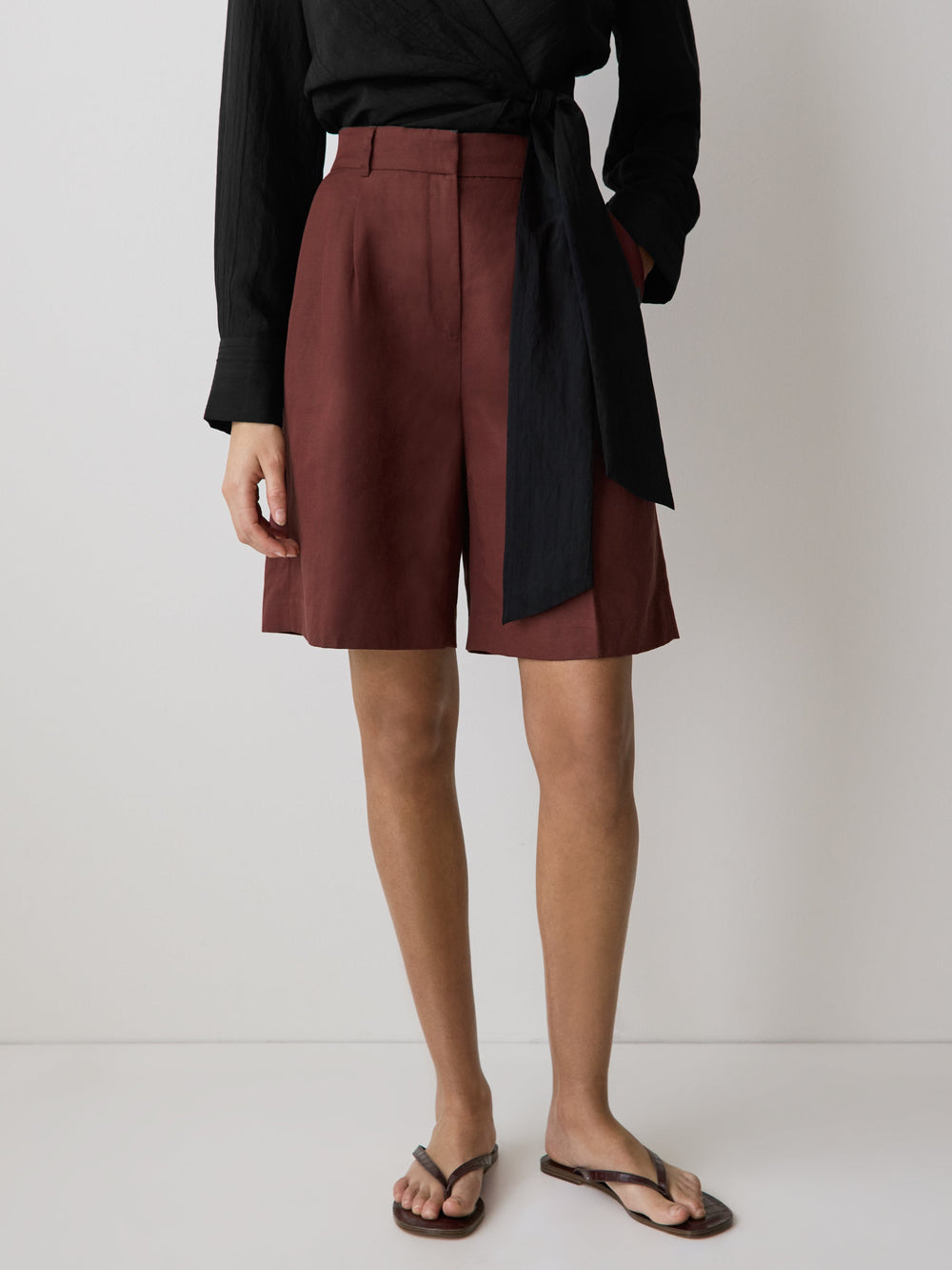 RW&CO Linen-Blend High-Rise Bermuda Shorts