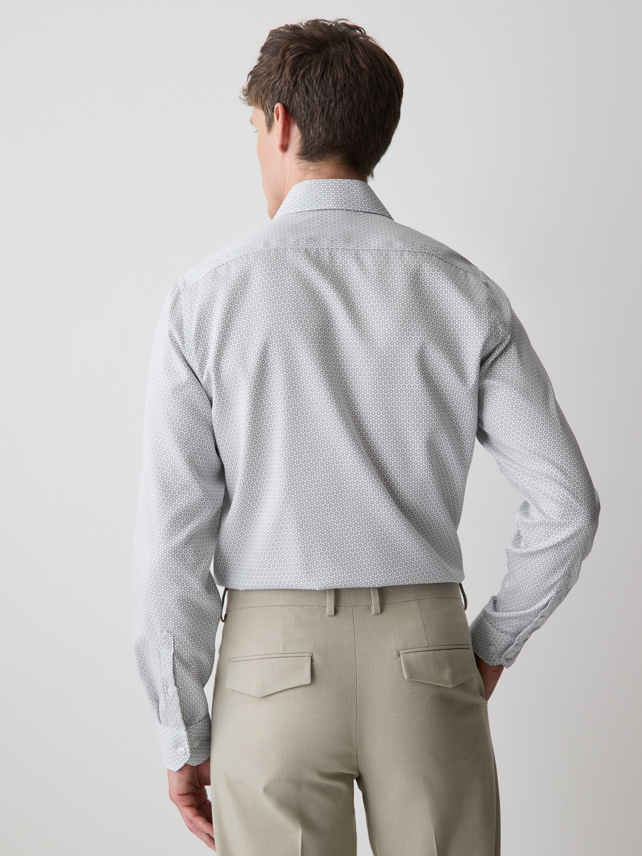 RW&CO Slim-Fit Dress Shirt with Geo Floral Pattern