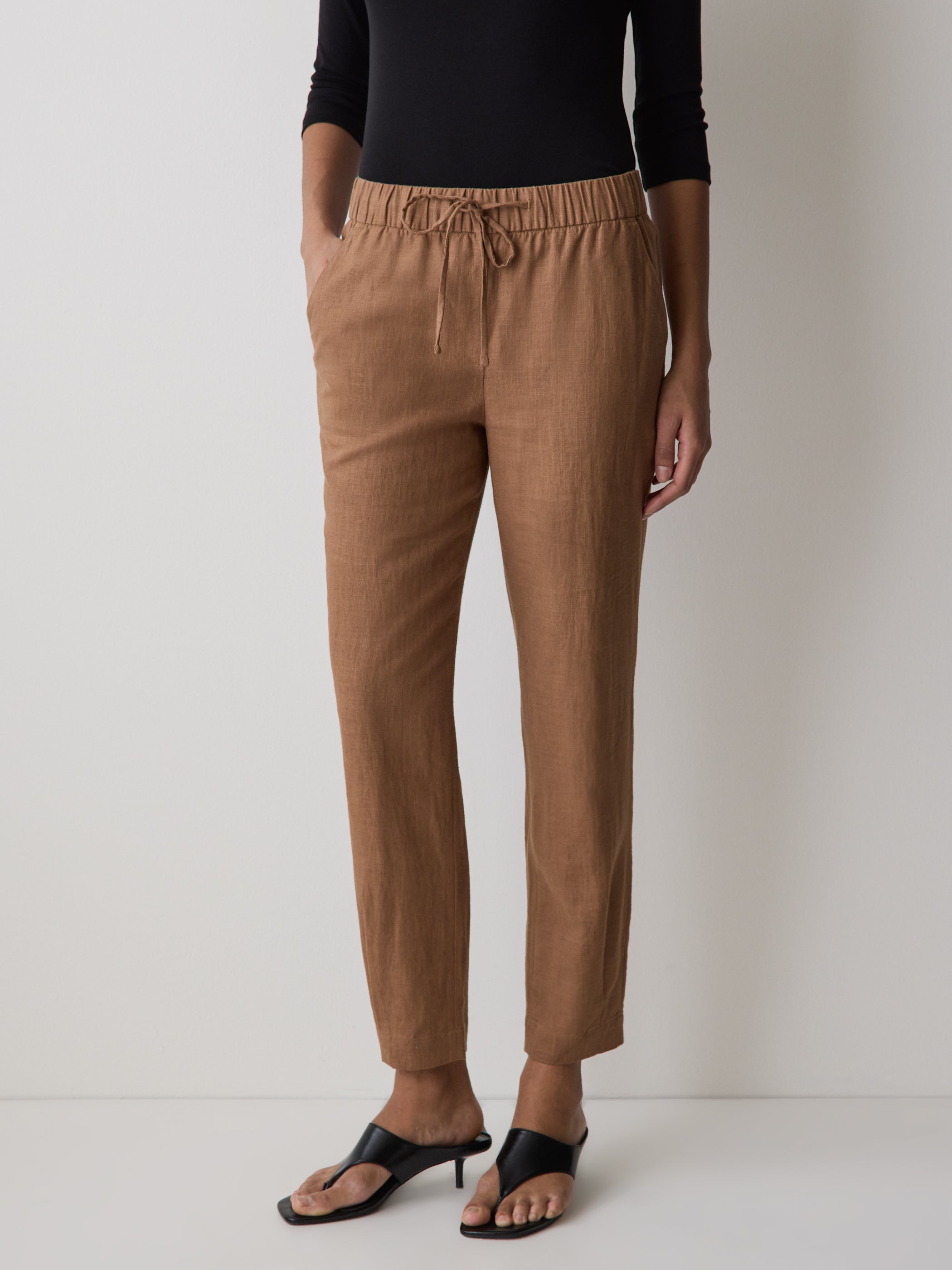 RW&CO Linen Mid-Rise Tapered-Leg Jogger Pant