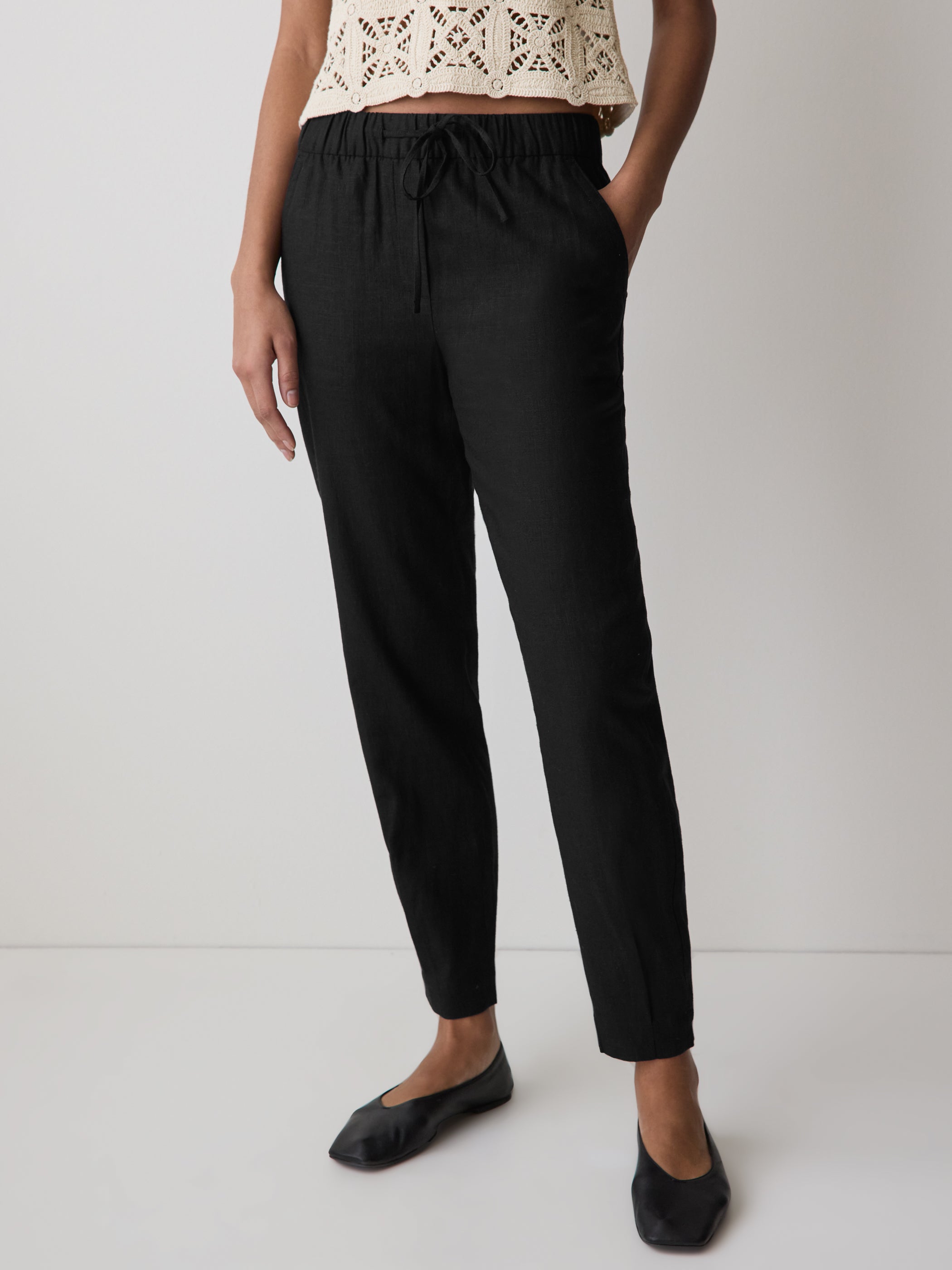 RW&CO Linen Mid-Rise Tapered-Leg Jogger Pant