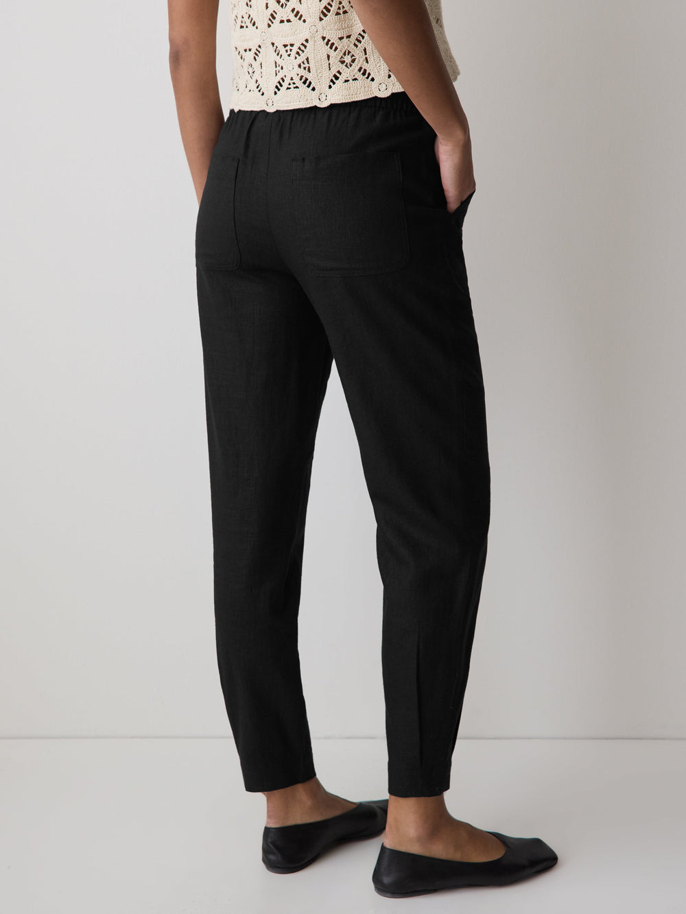 RW&CO Linen Mid-Rise Tapered-Leg Jogger Pant