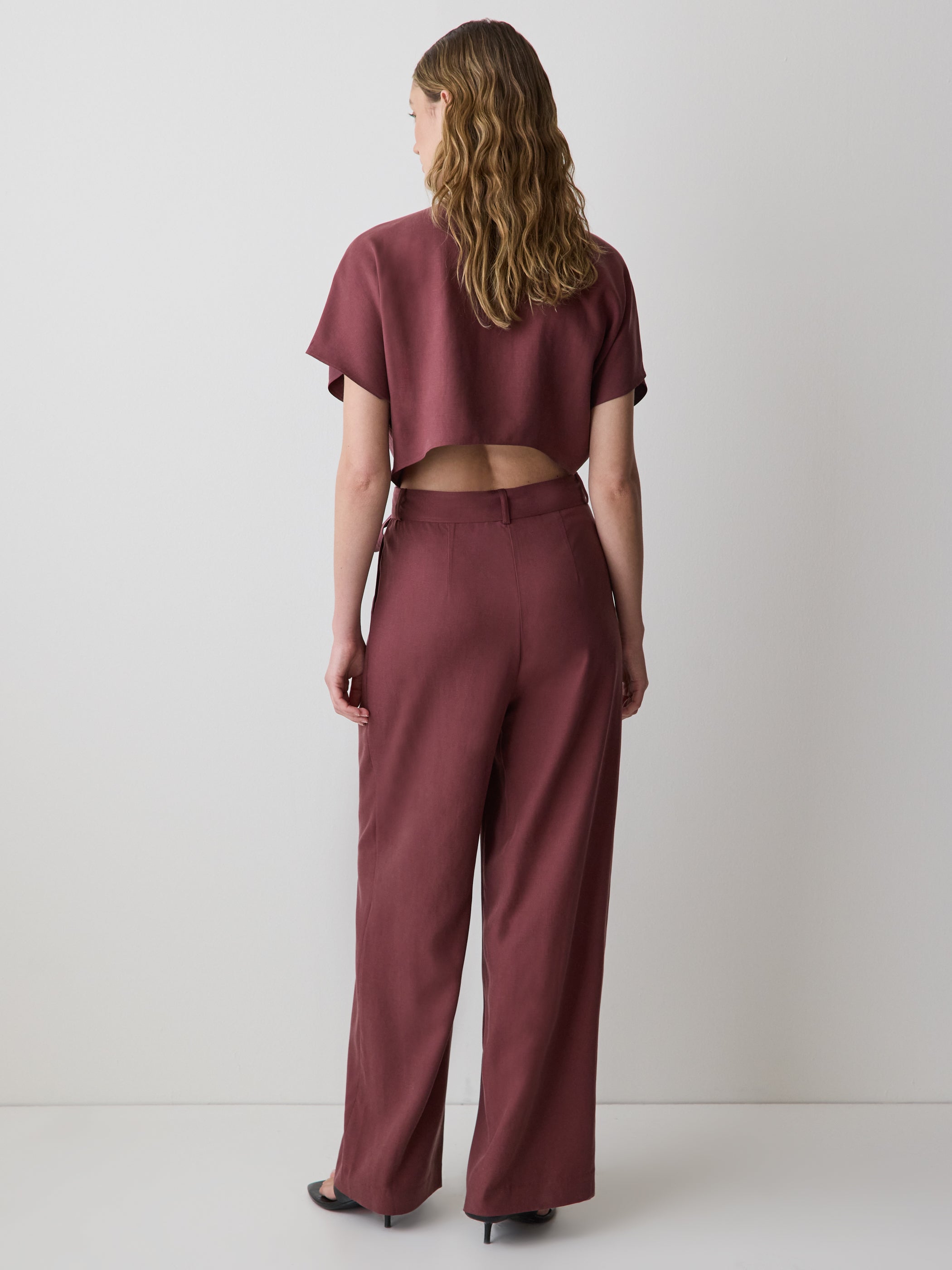 RW&CO Short-Sleeve Wide-Leg Jumpsuit with Cut-Out Detail