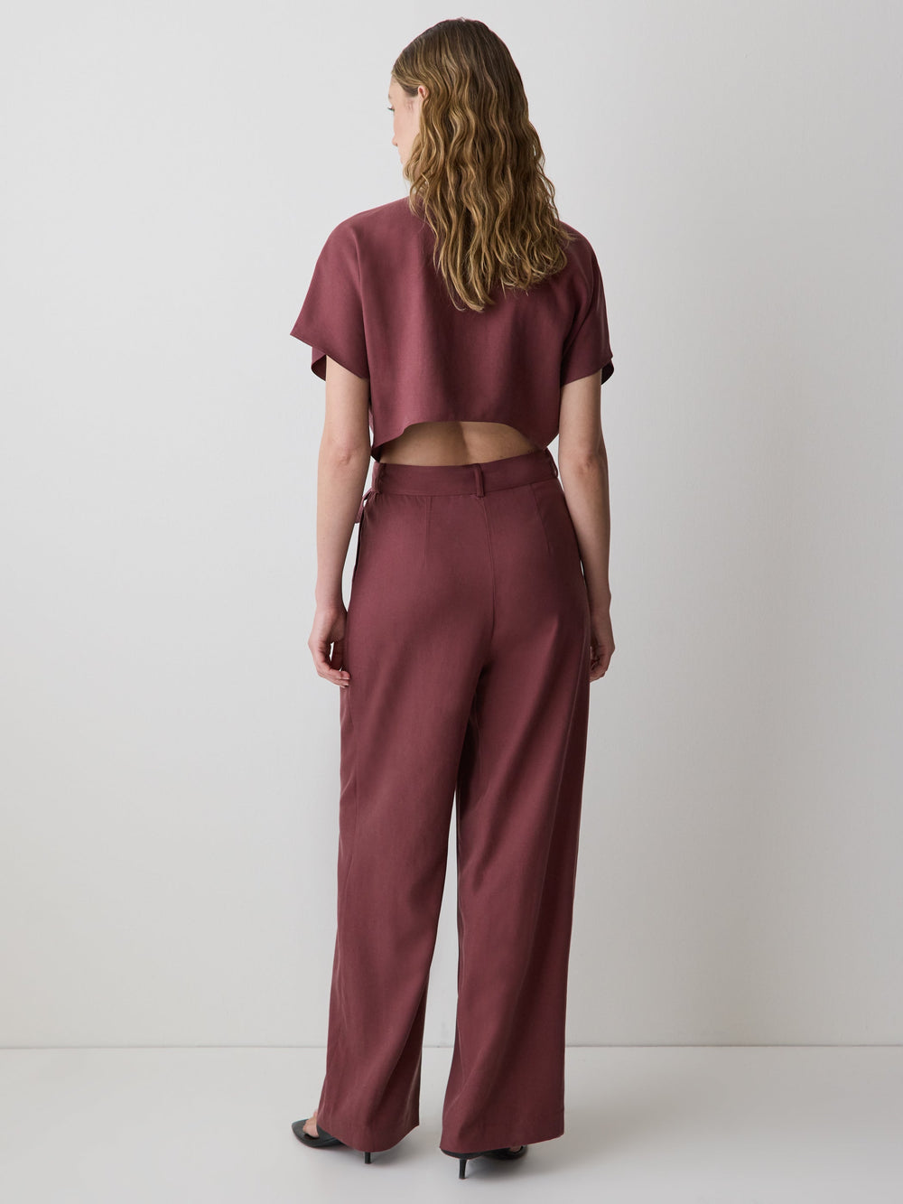 RW&CO Short-Sleeve Wide-Leg Jumpsuit with Cut-Out Detail