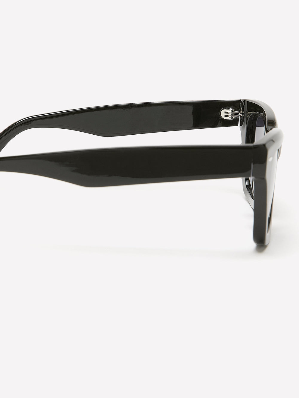 RW&CO Square Sunglasses