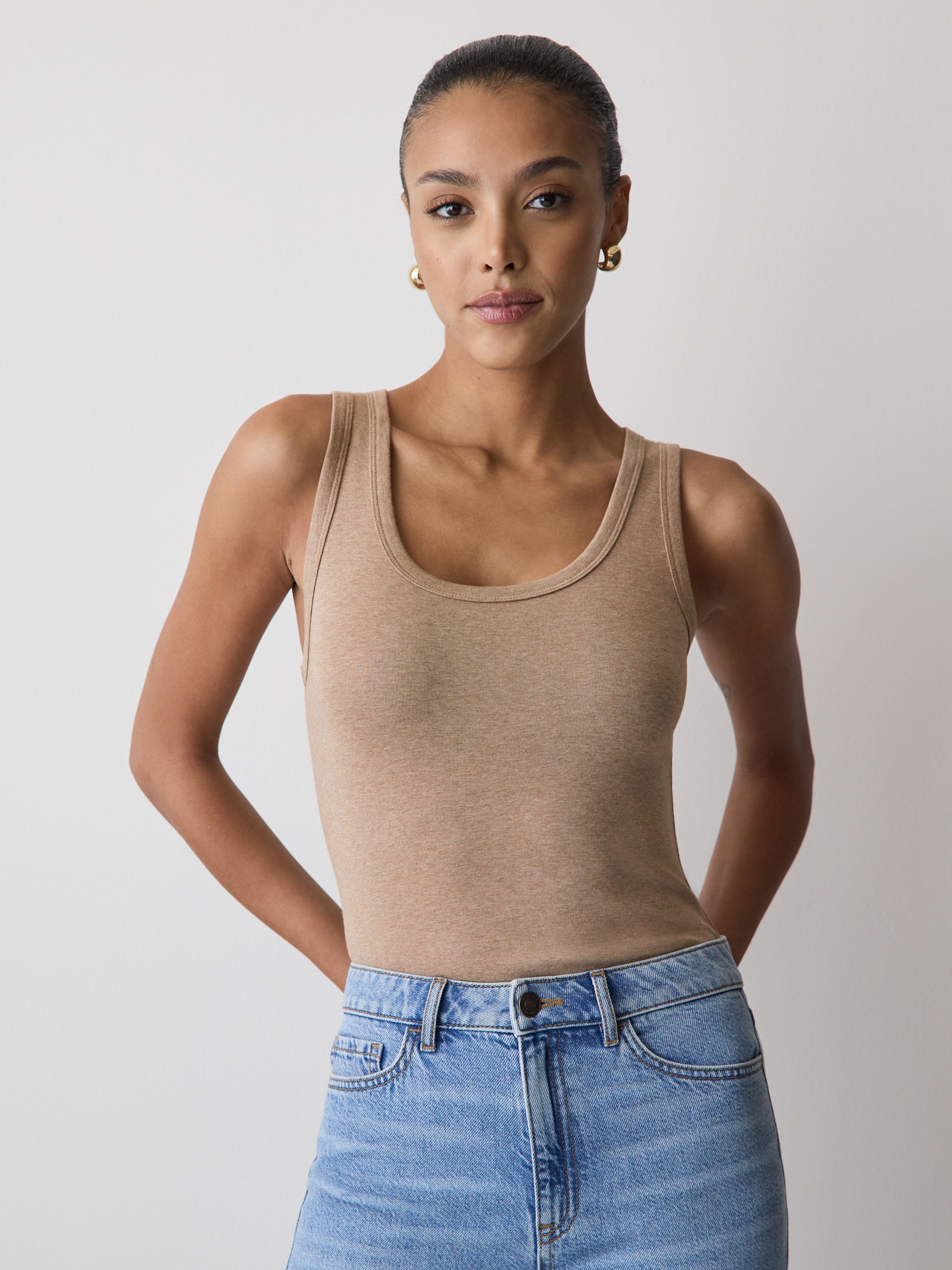RW&CO Scoop-Neck Cami with Wide Straps