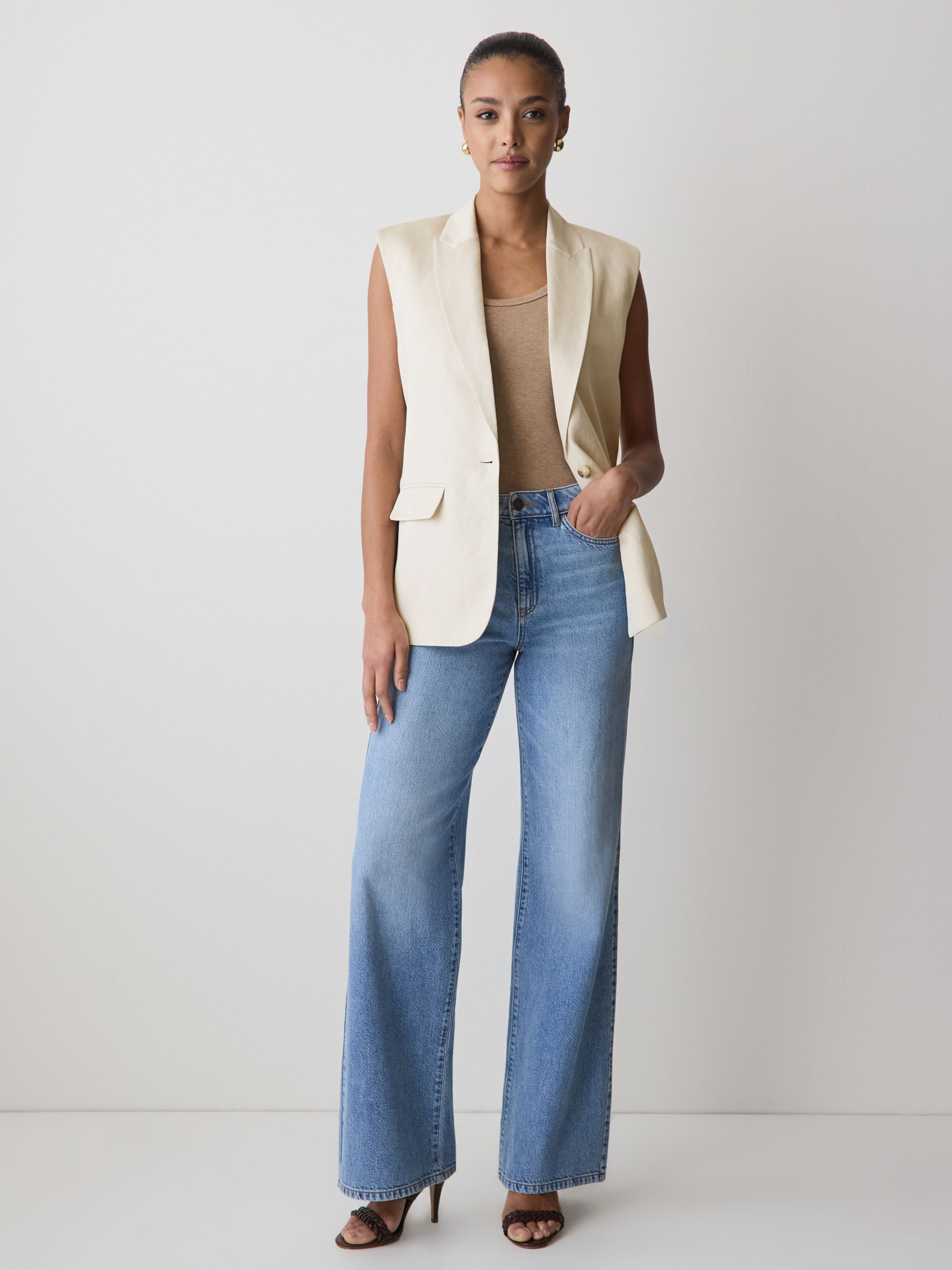 RW&CO Scoop-Neck Cami with Wide Straps