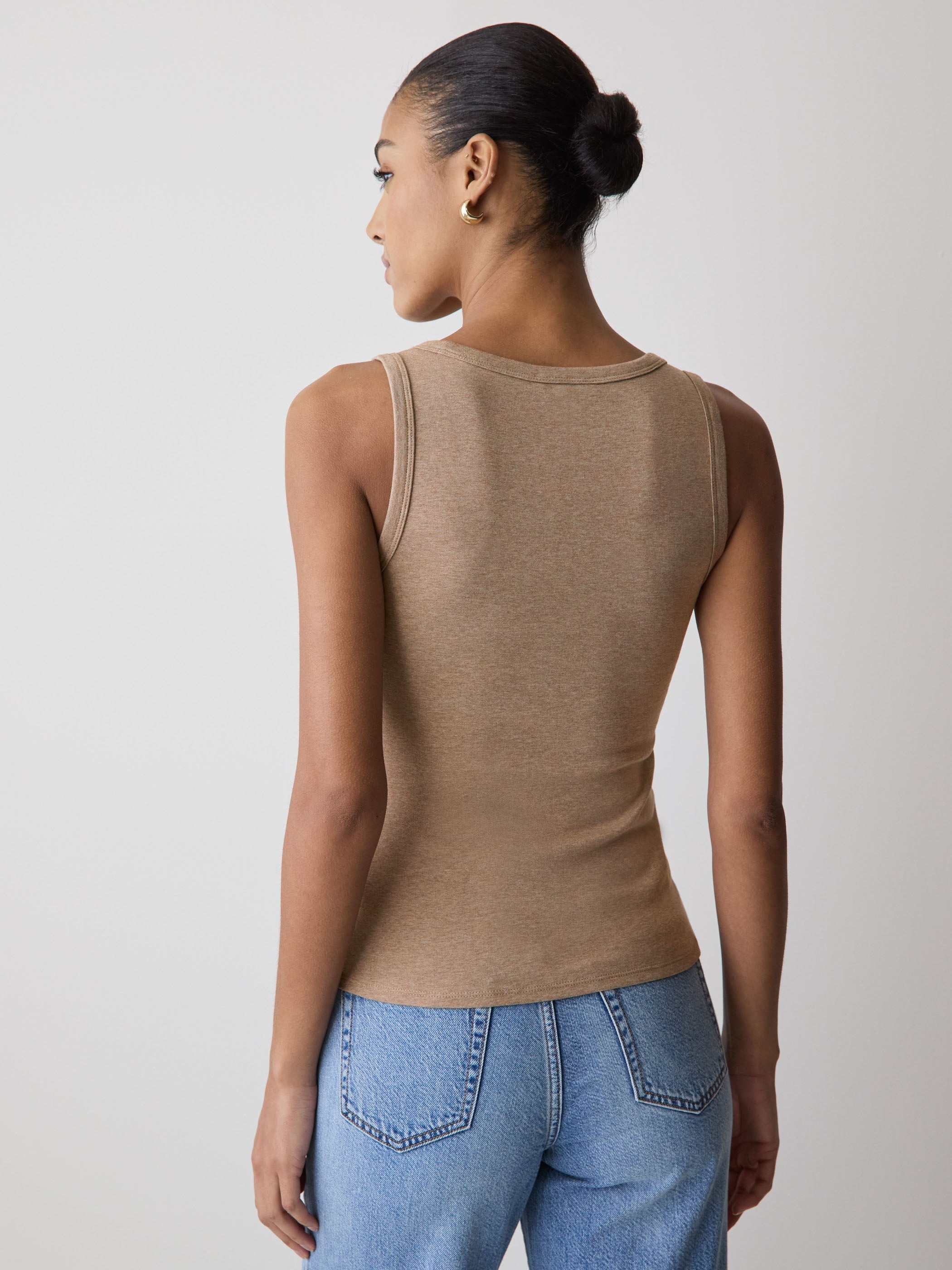 RW&CO Scoop-Neck Cami with Wide Straps