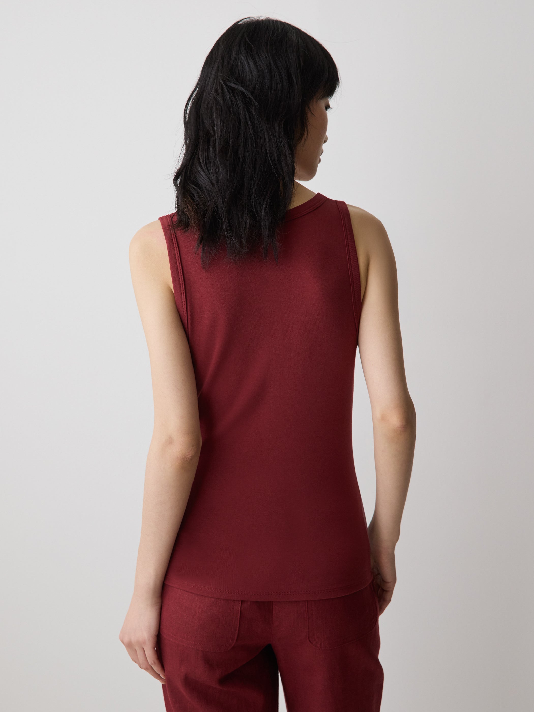 RW&CO Scoop-Neck Cami with Wide Straps