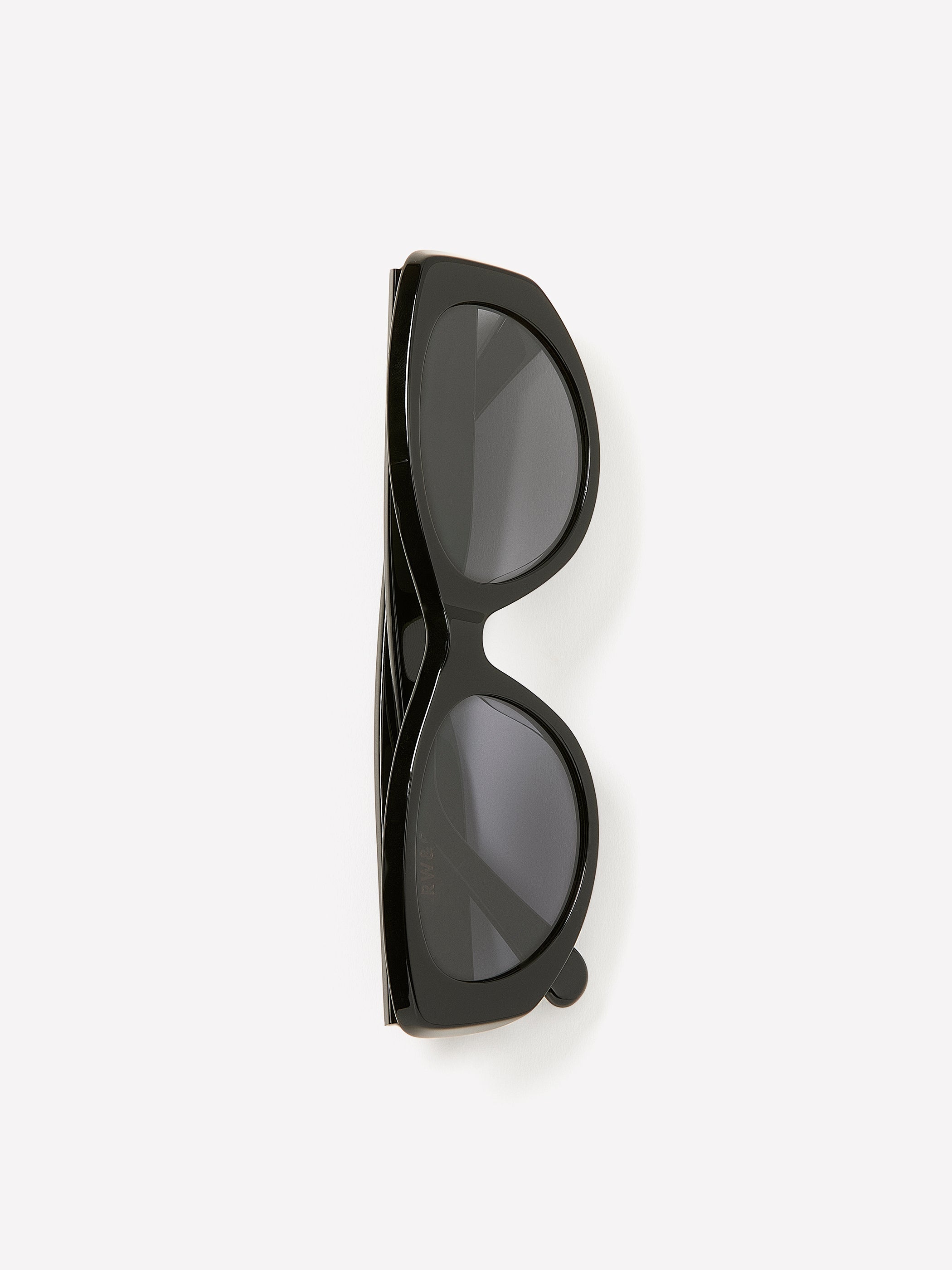 RW&CO Oval Sunglasses