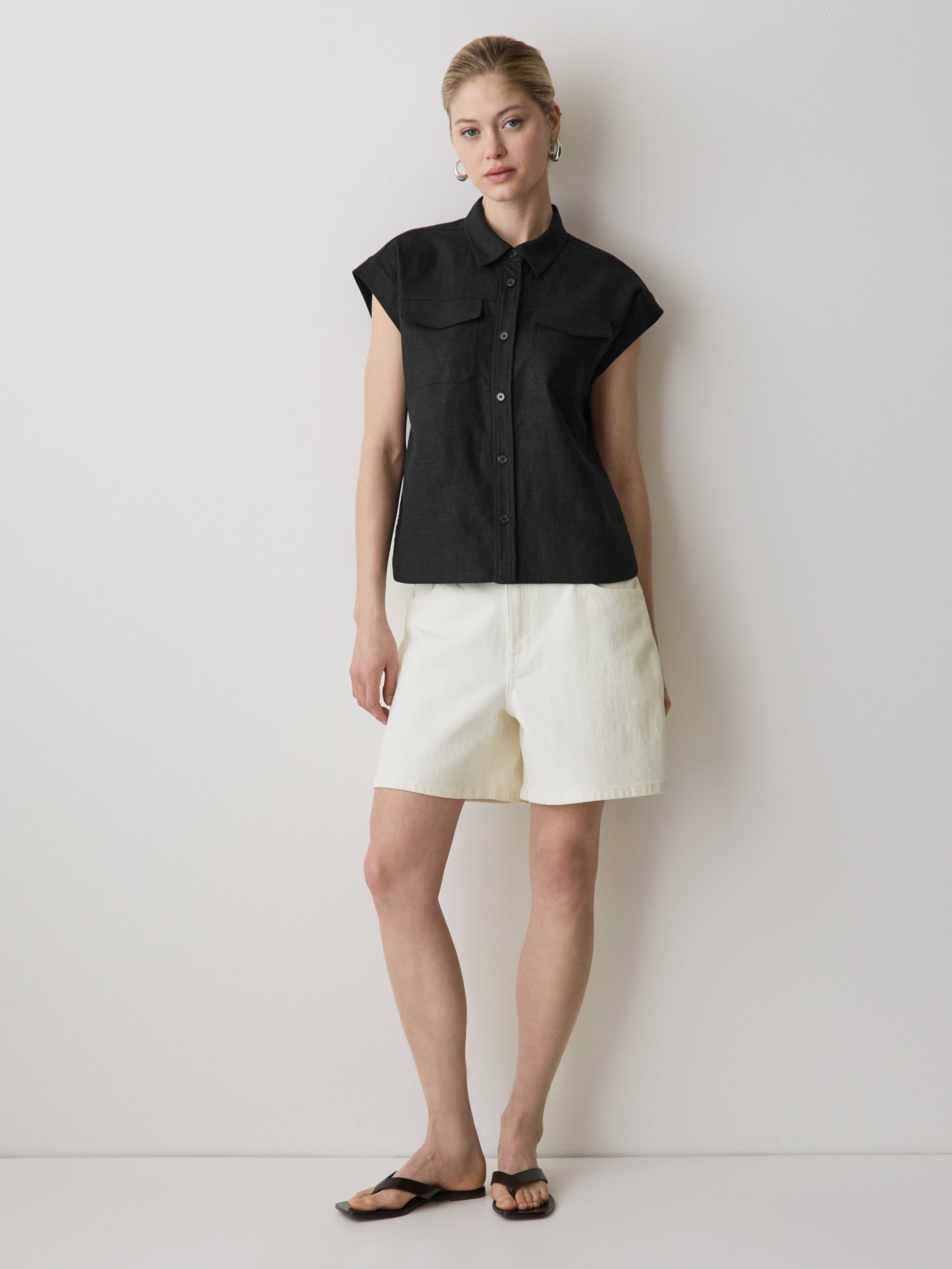 RW&CO Linen-Blend Extended-Sleeve Blouse with Shirt Collar