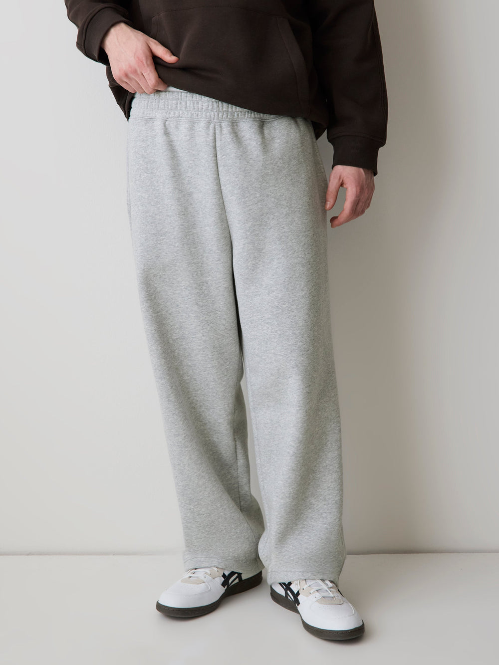 RW&CO Wide-Leg Fleece Jogger Pants