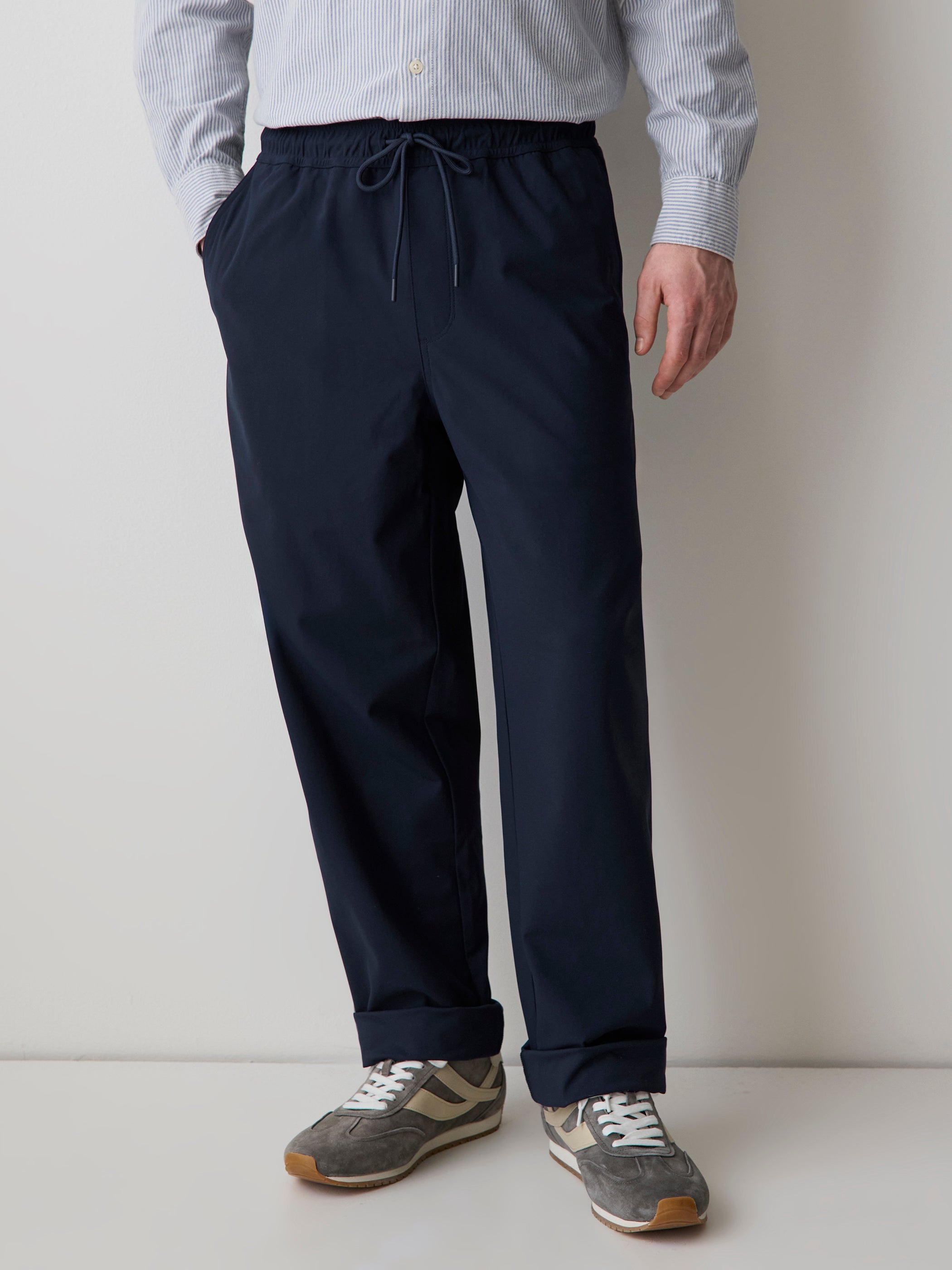 RW&CO Relaxed Fit Athleisure Pant