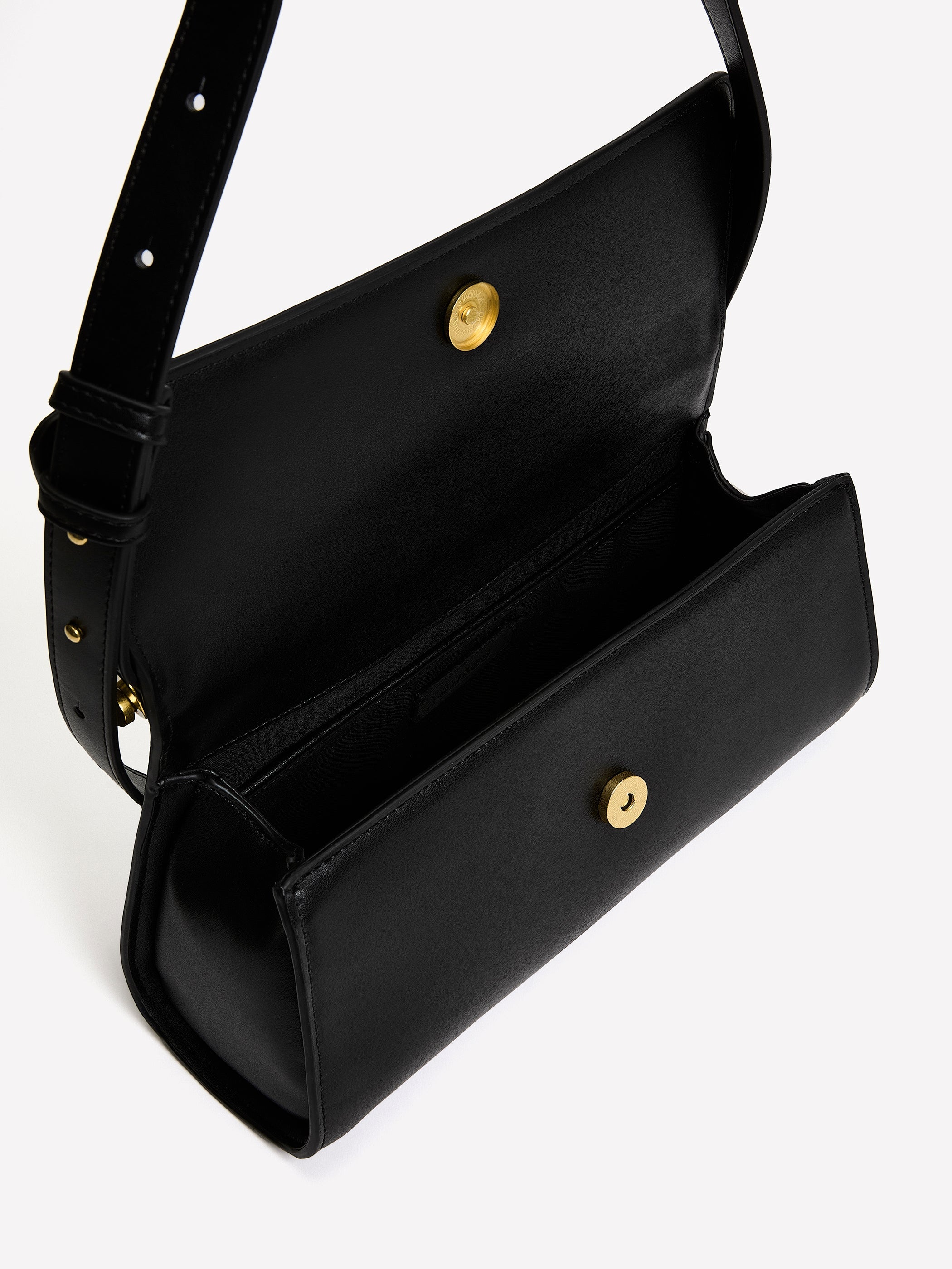 RW&CO Faux Leather Shoulder Bag