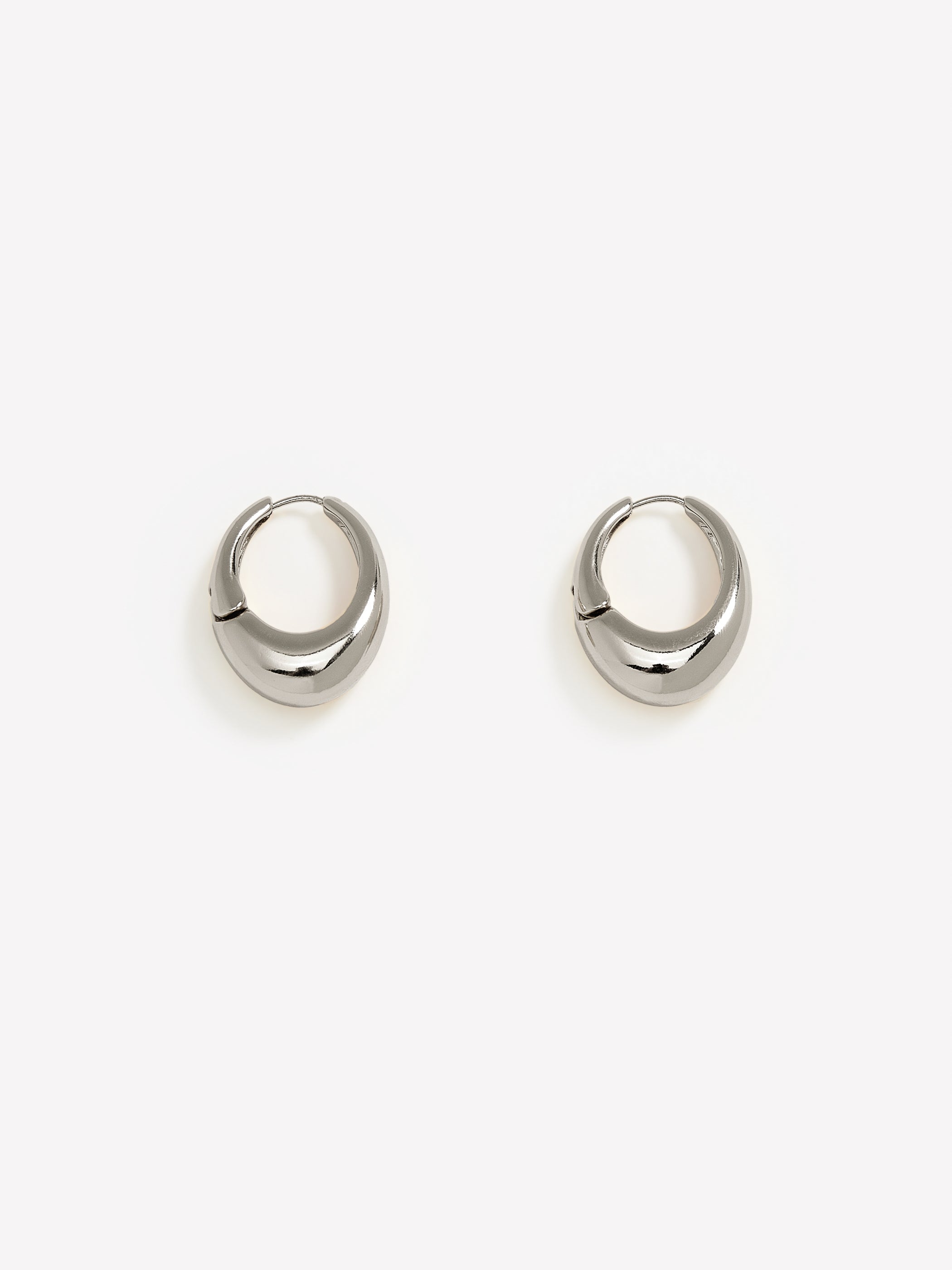 RW&CO Large Hoops