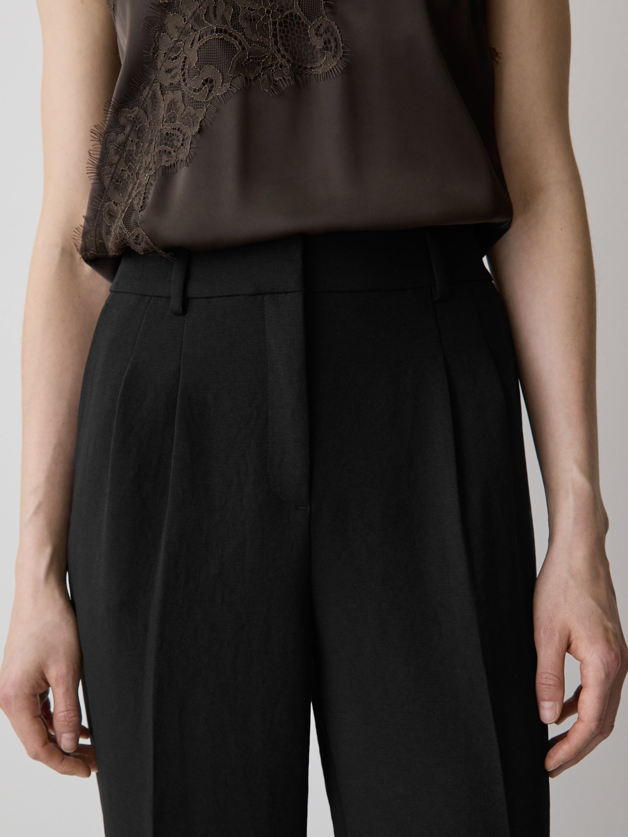 RW&CO High-Rise Wide-Leg Pant