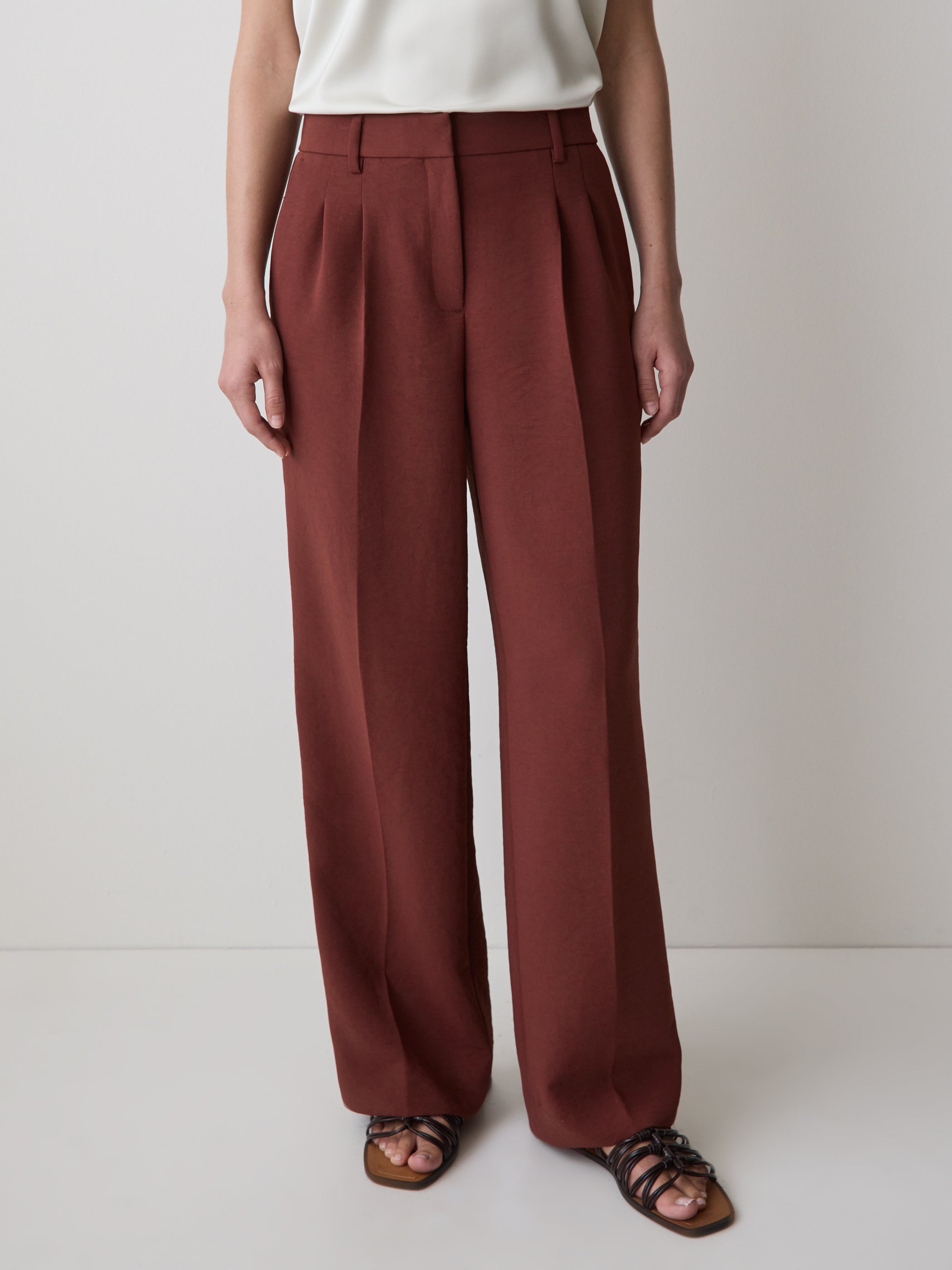 RW&CO High-Rise Wide-Leg Pant
