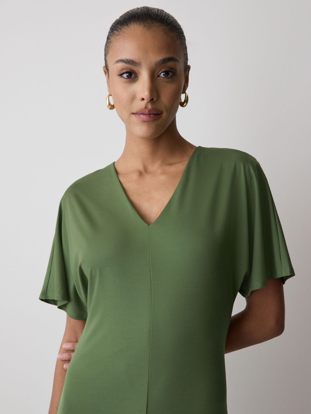 RW&CO Short-Sleeve V-Neck Midi Dress