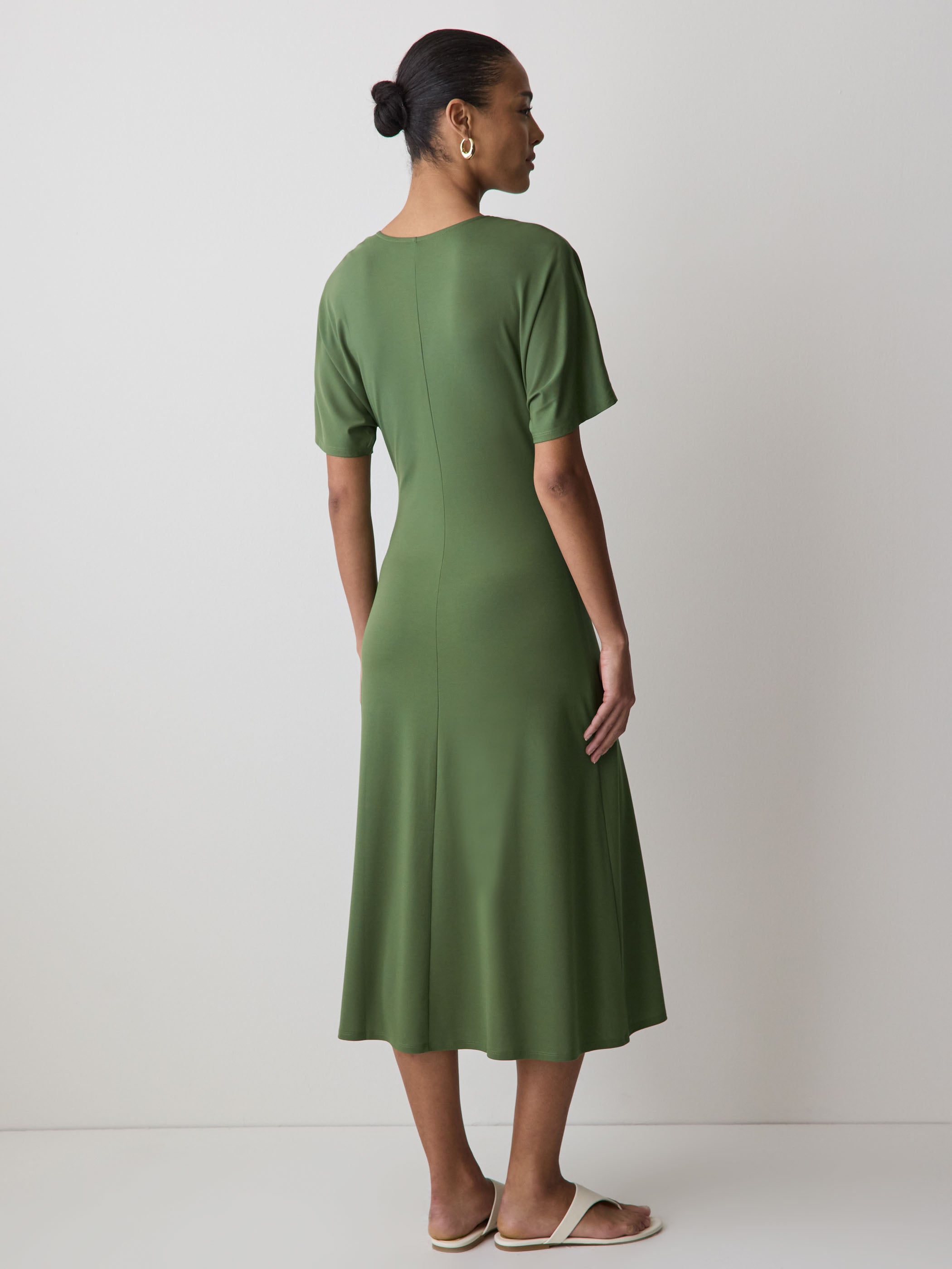 RW&CO Short-Sleeve V-Neck Midi Dress