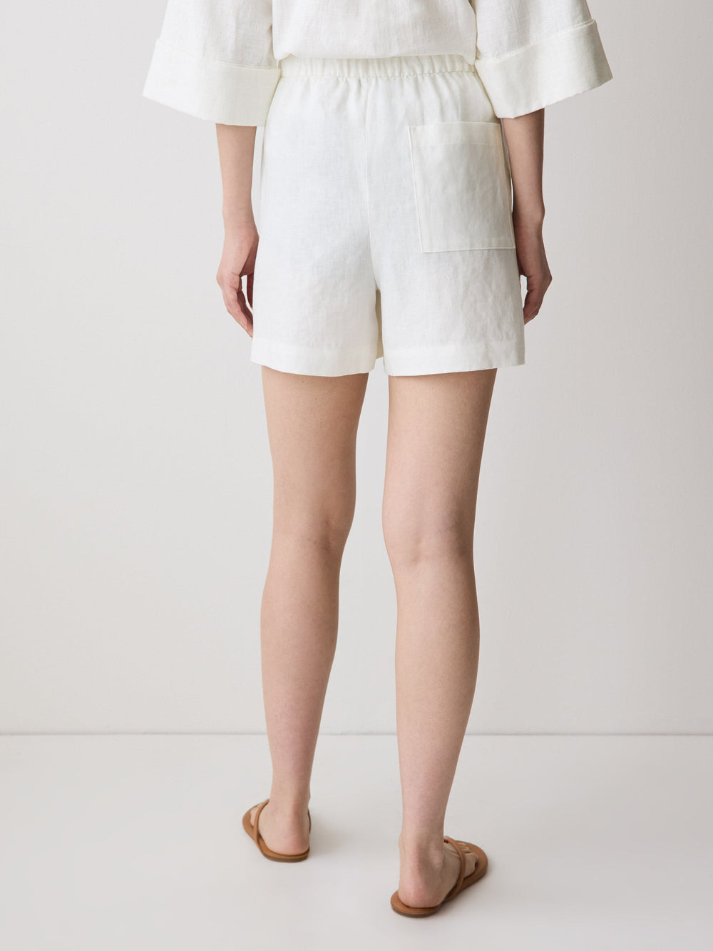 RW&CO Linen Mid-Rise Pull-On Short