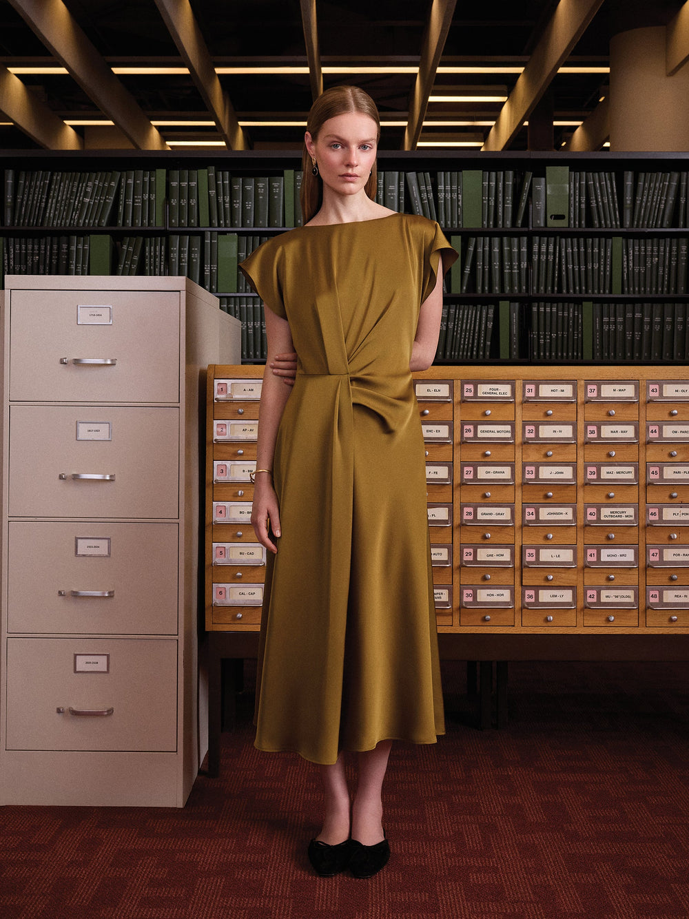 RW&CO Short-Sleeve Cocktail Midi Dress with Draped Detail