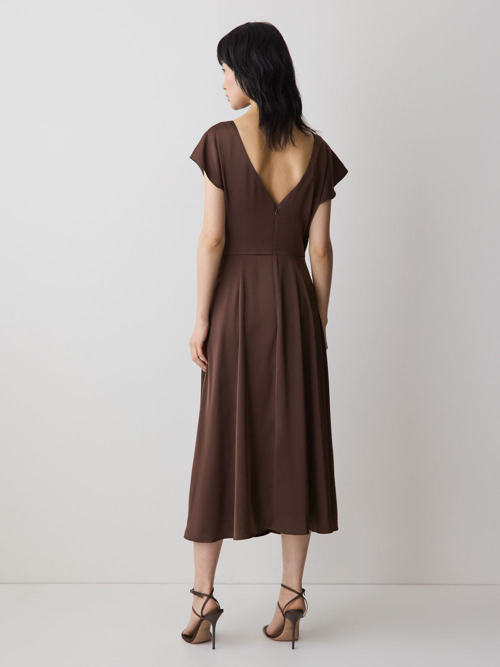 RW&CO Short-Sleeve Cocktail Midi Dress with Draped Detail