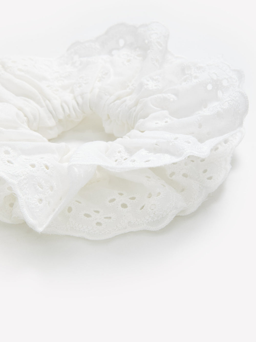 RW&CO Eyelet Scrunchie