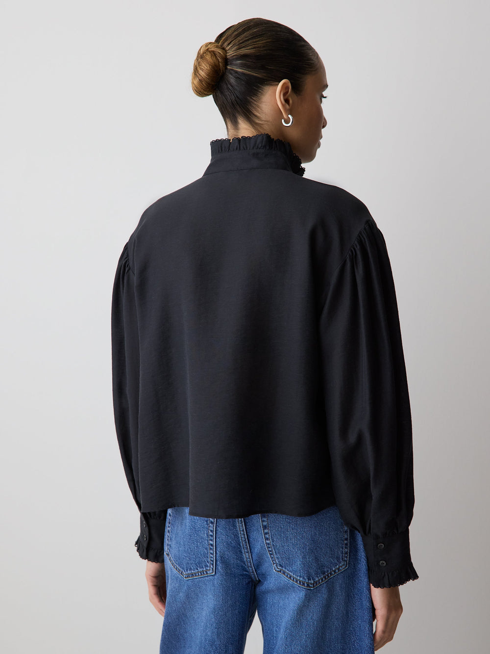 RW&CO Long-Sleeve Crew-Neck Blouse with Ruffles