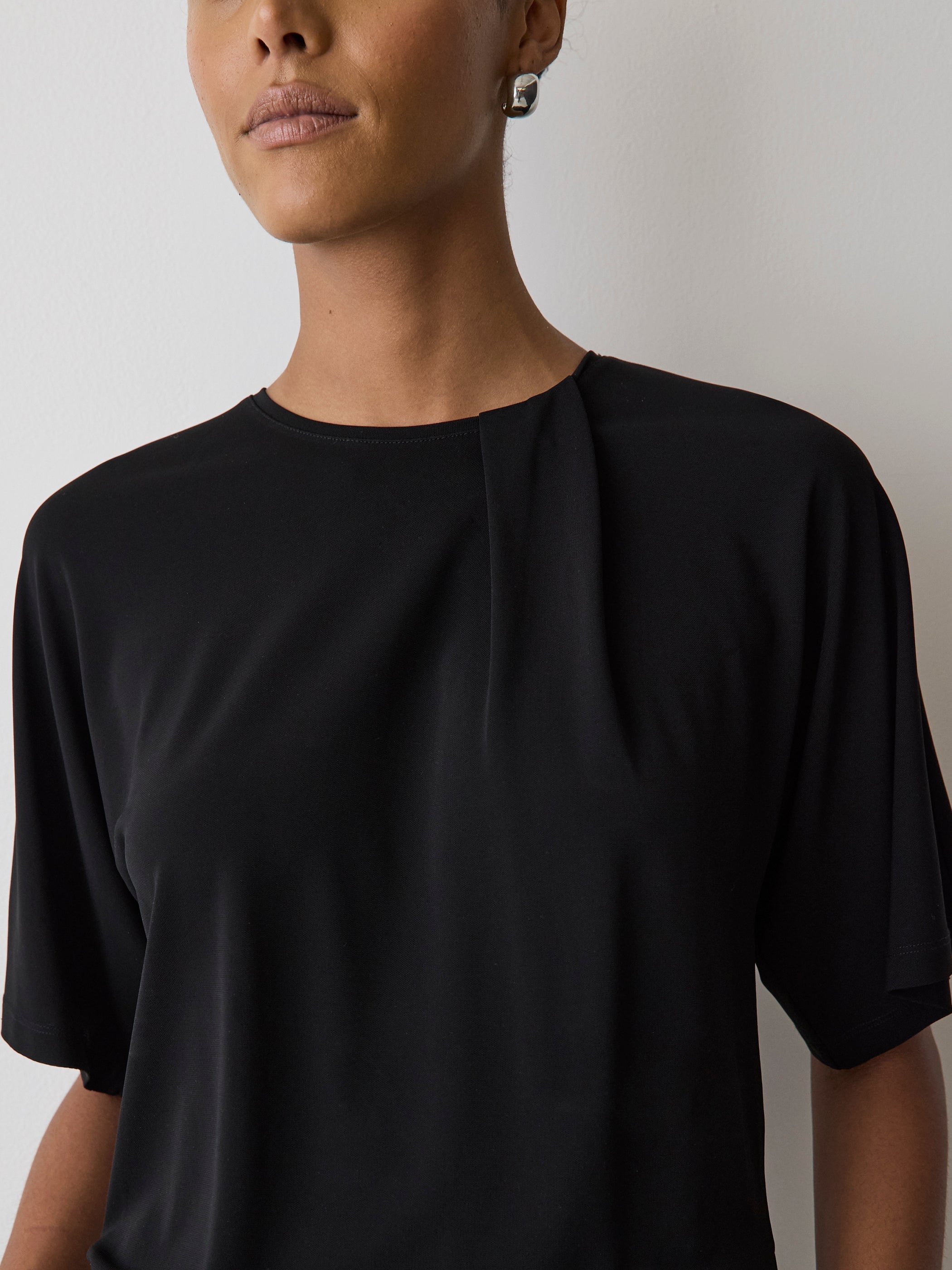 RW&CO Short-Sleeve Crew-Neck Top with Pleated Detail