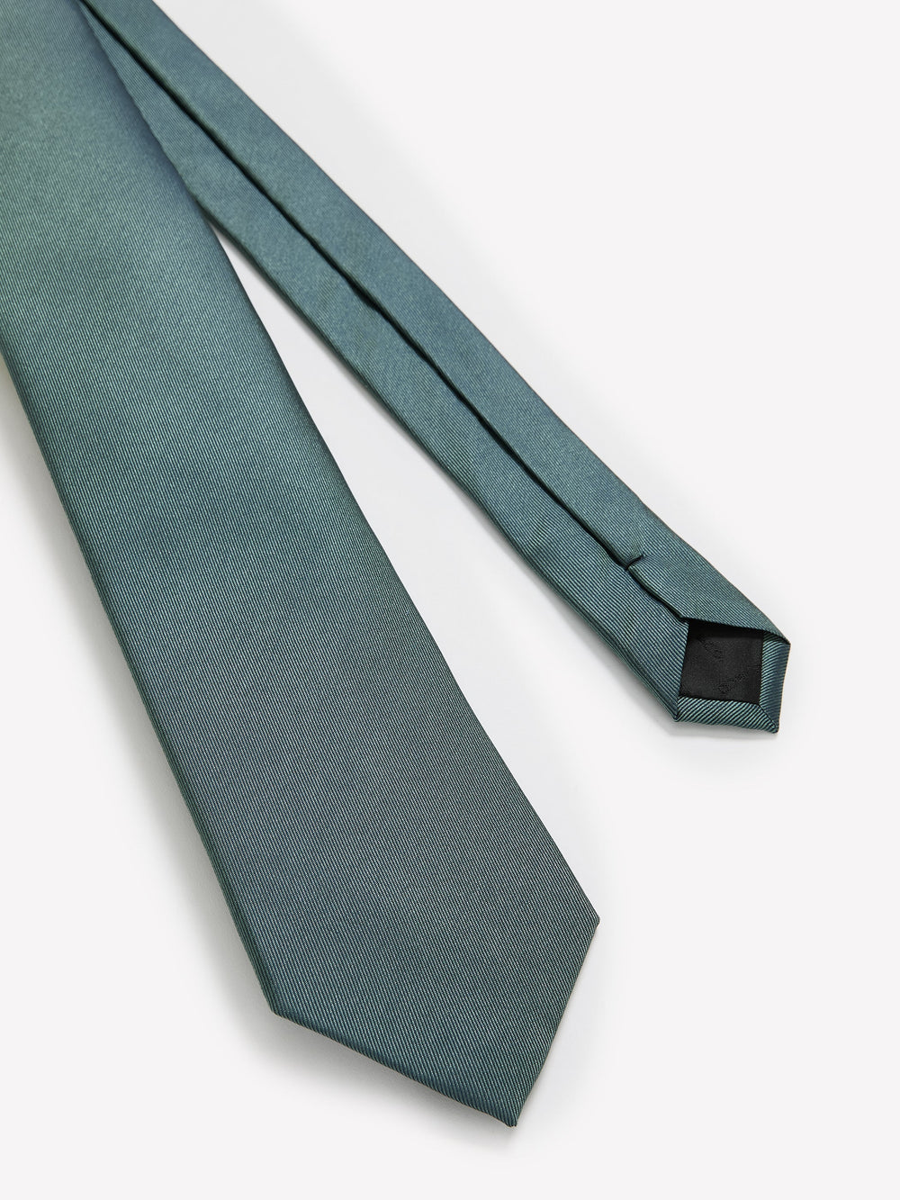 RW&CO Solid Regular Tie