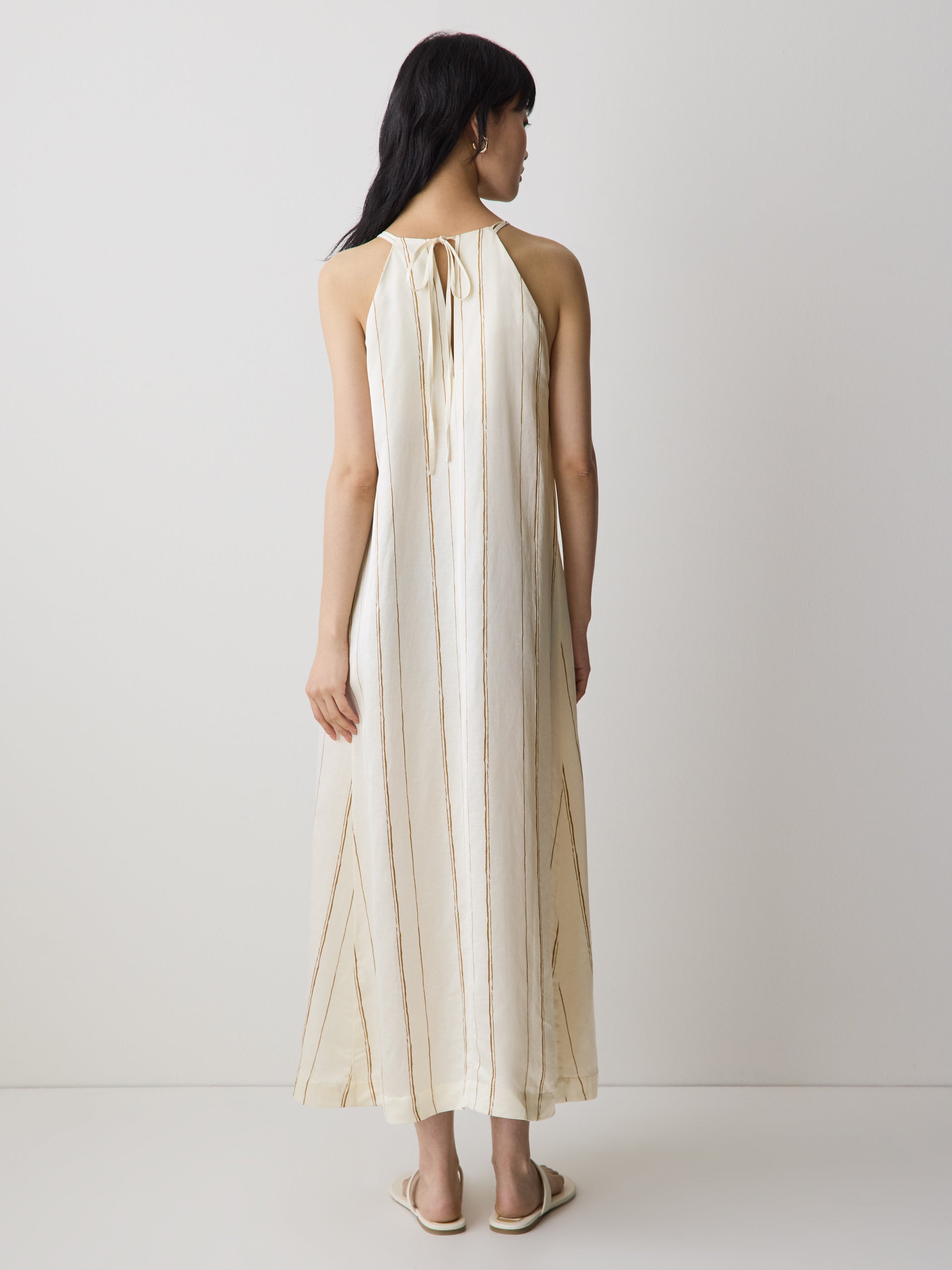 RW&CO Sleeveless Halter-Neck Midi Dress