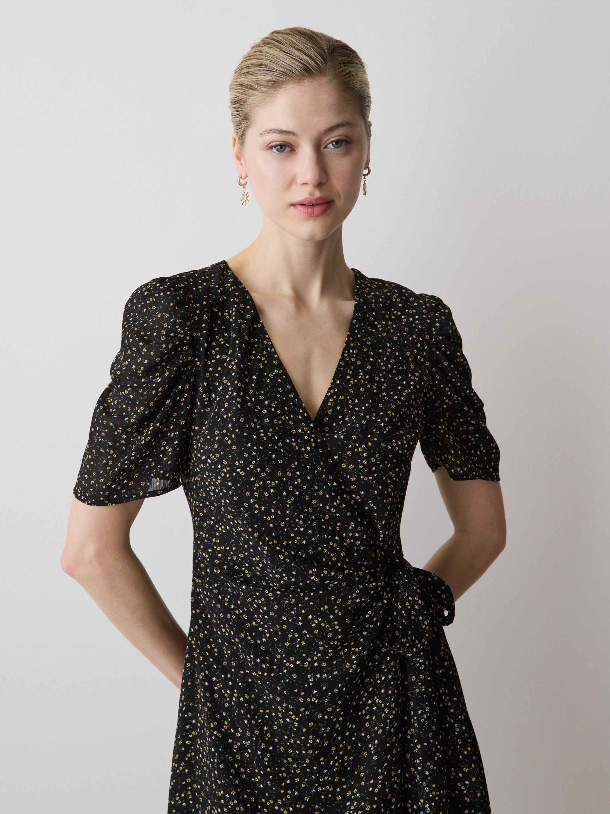 RW&CO Short-Sleeve Chiffon Midi Dress with Lace Trim