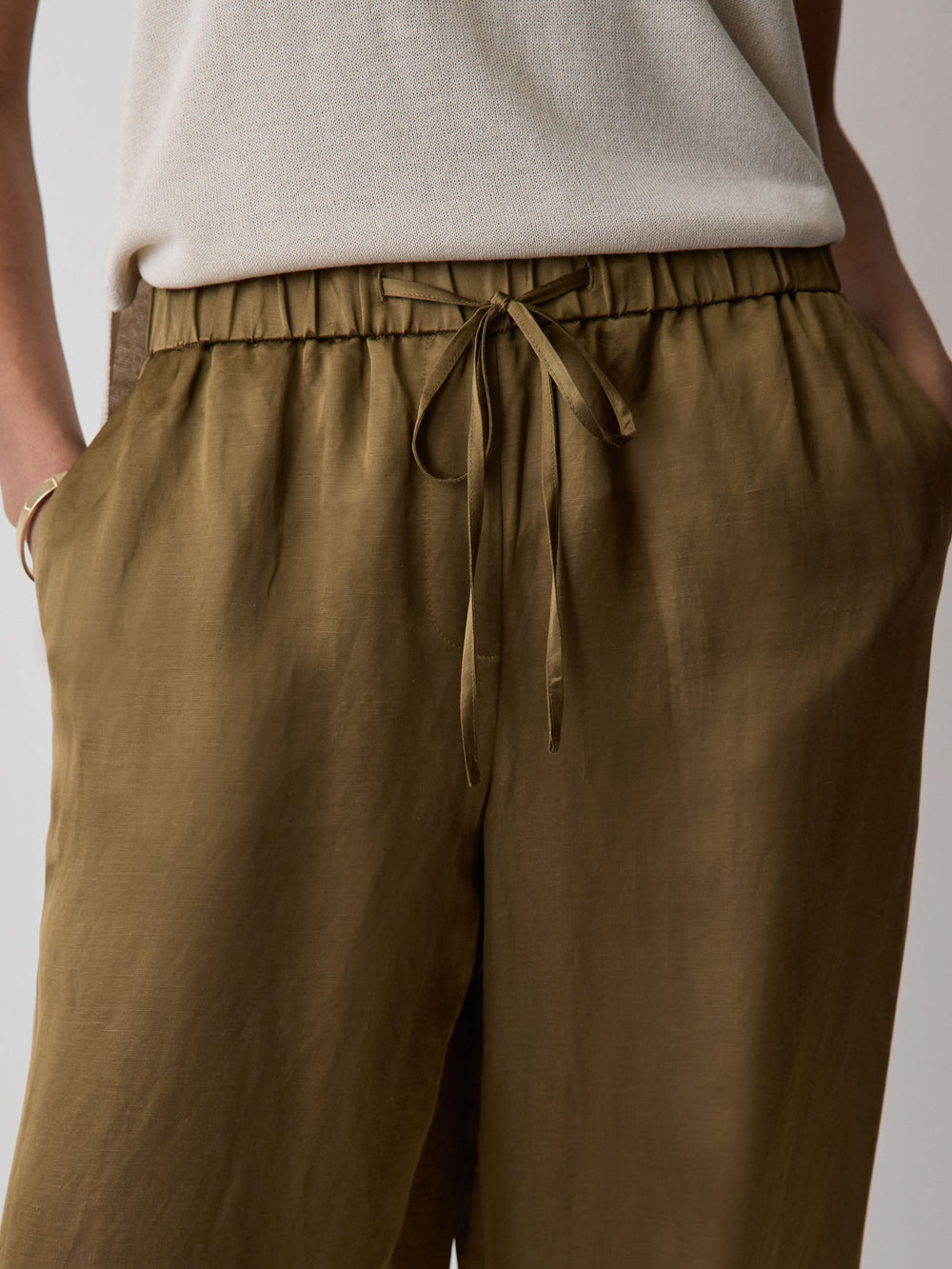 RW&CO Satin High-Rise Balloon-Leg Pant