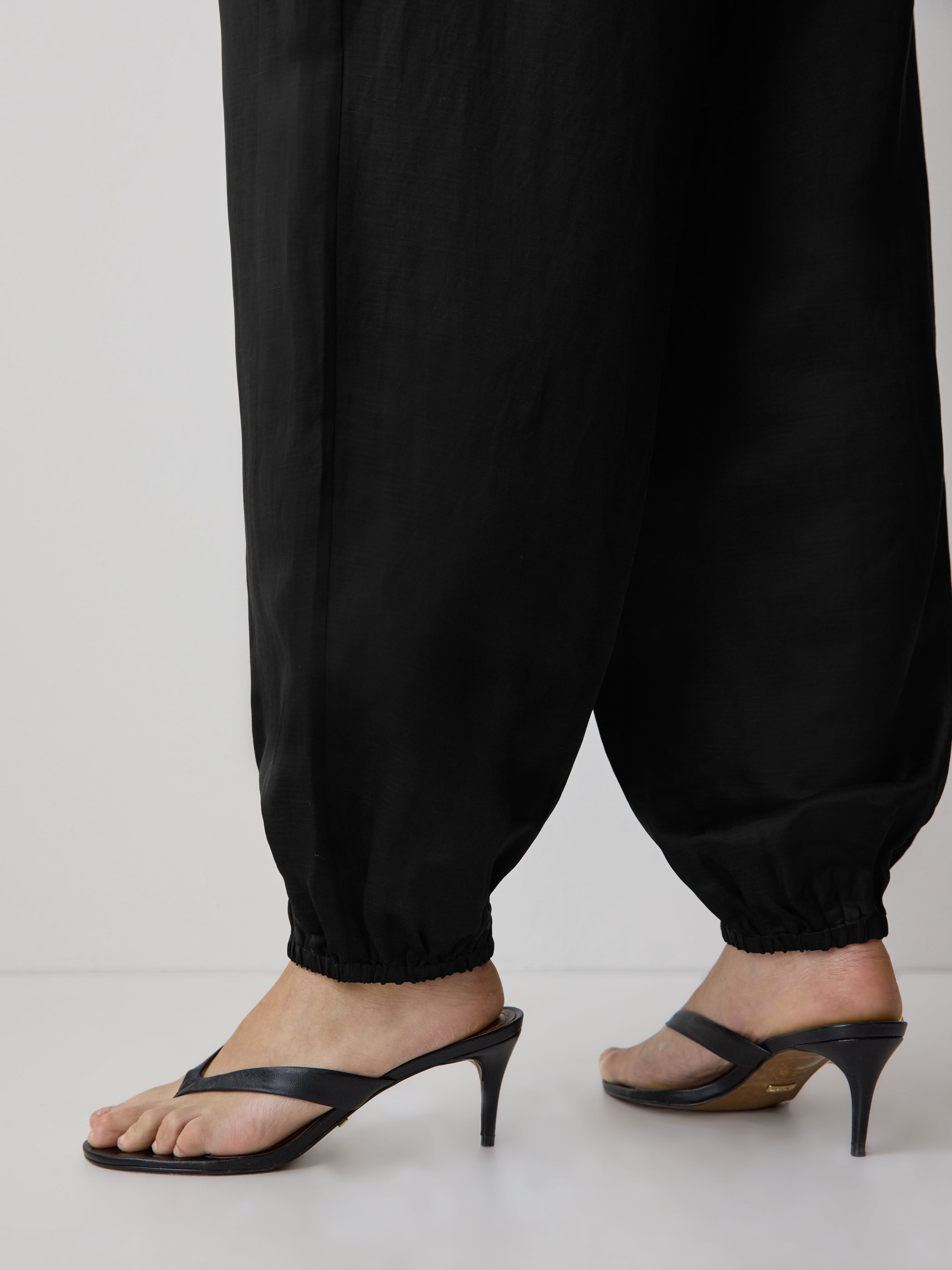 RW&CO Satin High-Rise Balloon-Leg Pant